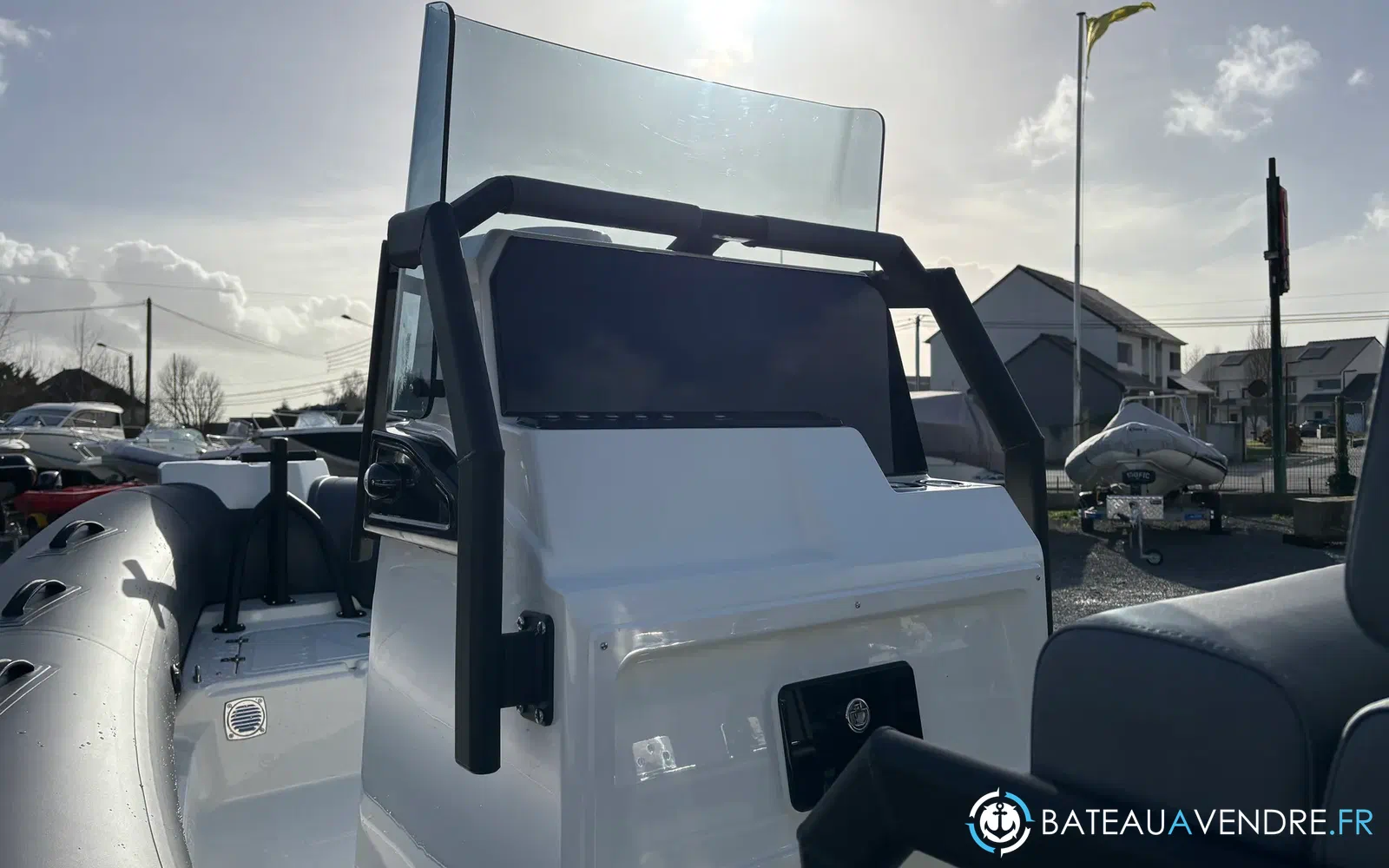 slider 6 Brig Navigator 20