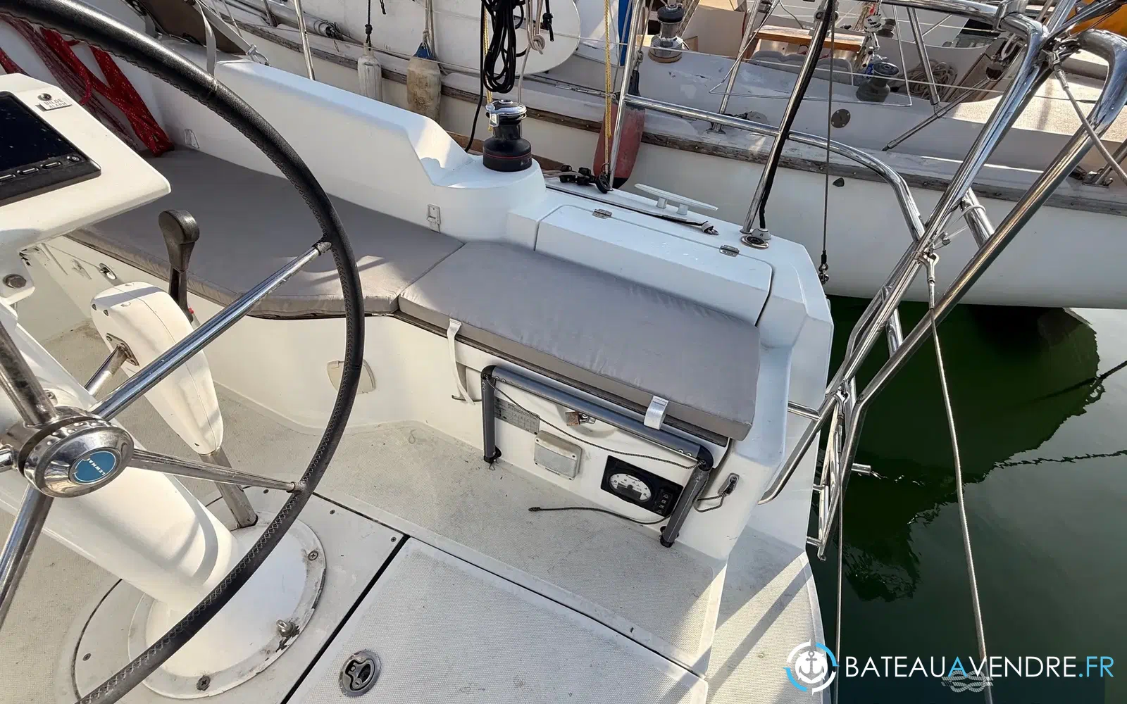 slider 19 Jeanneau Sun Odyssey 319