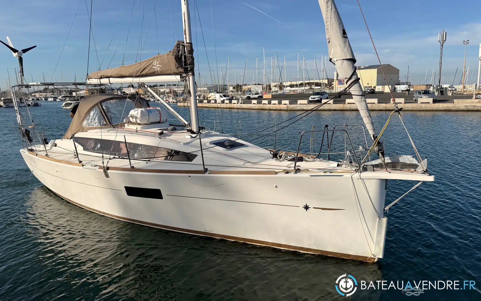 slider 33 Jeanneau Sun Odyssey 319