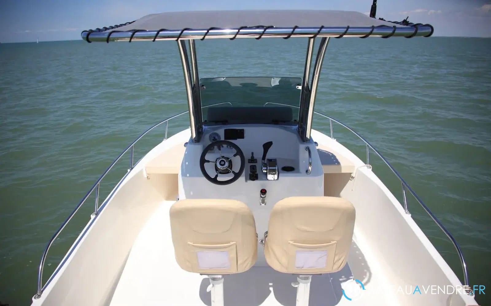 slider 5 Ocqueteau Ostrea 700 T-Top