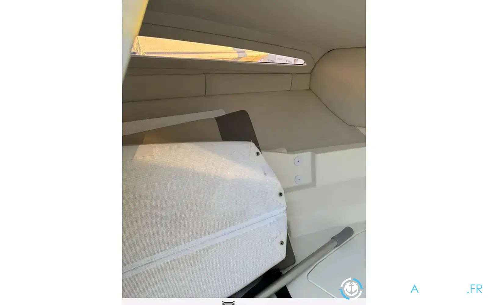 slider 10 Bayliner VR5 Cuddy OB