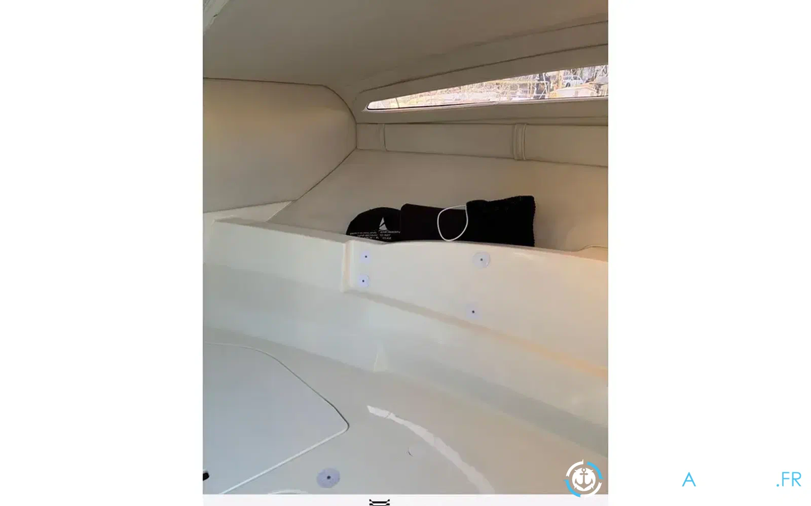 slider 11 Bayliner VR5 Cuddy OB