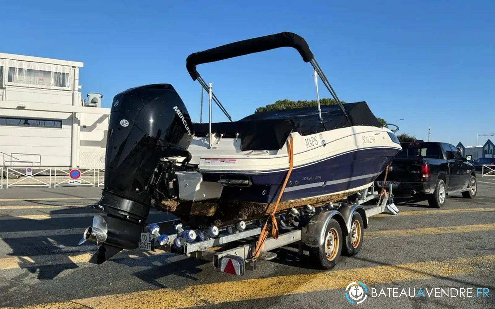 slider 5 Bayliner VR5 Cuddy OB