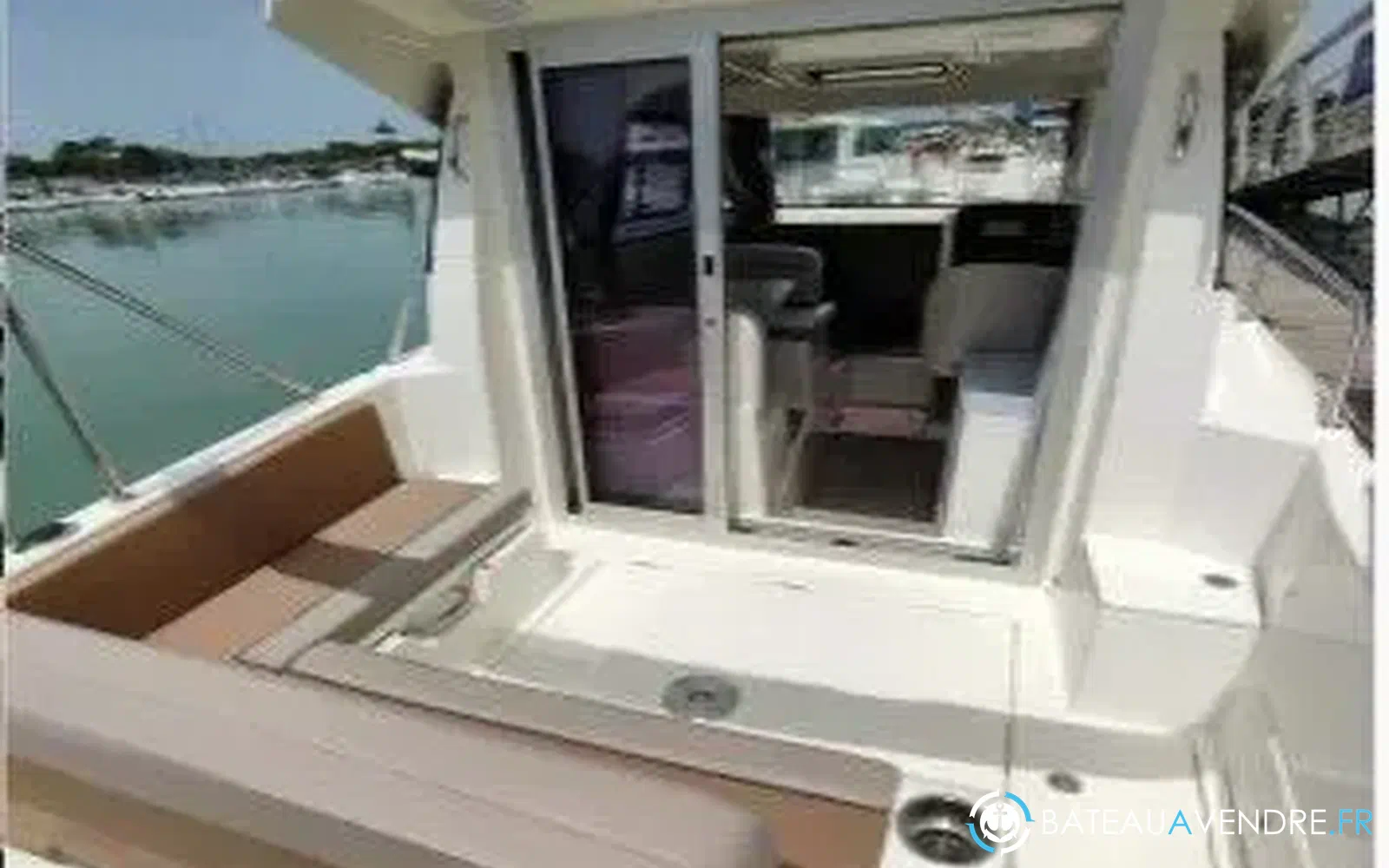 slider 11 Quicksilver Activ 675 Week-End