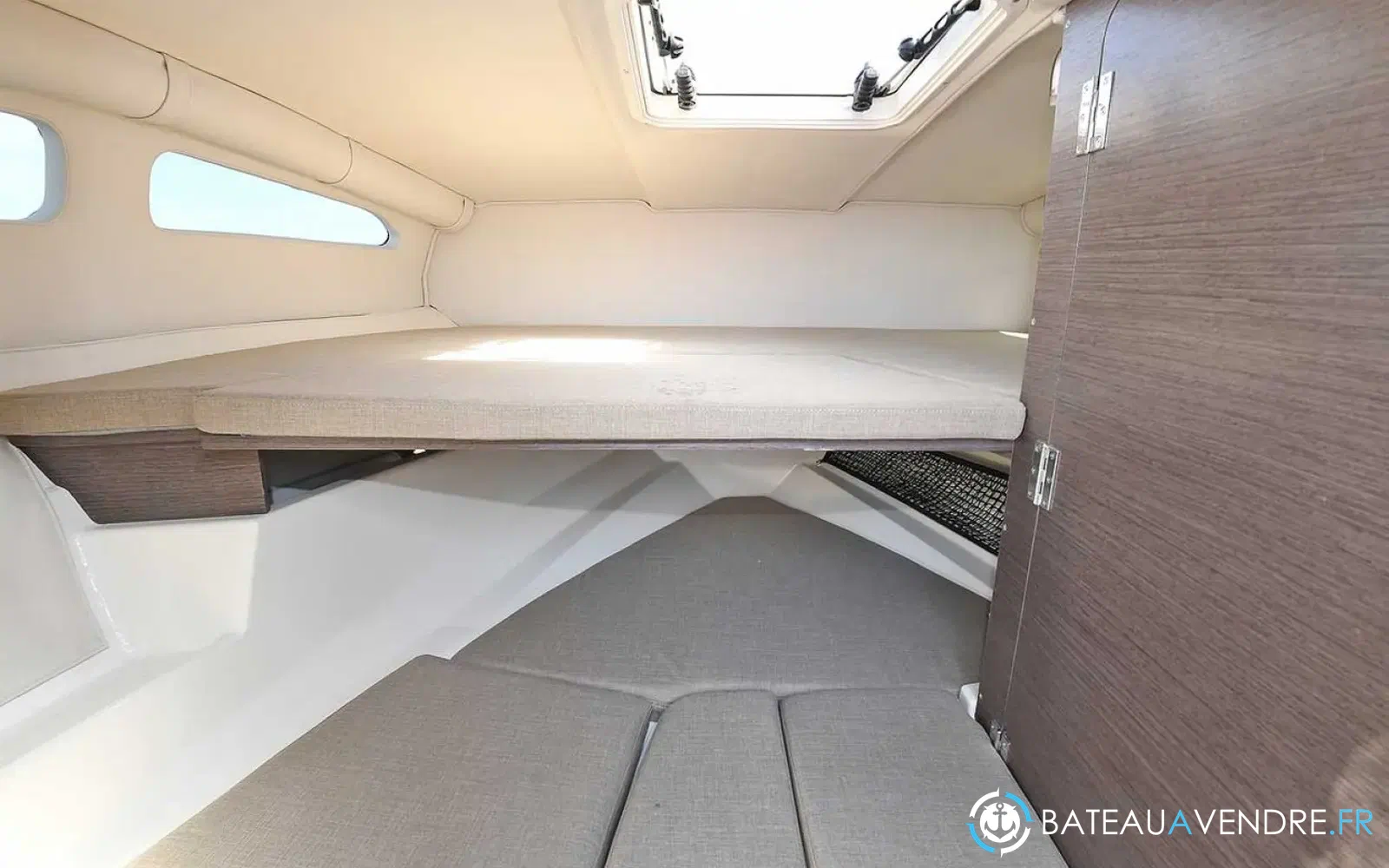 slider 11 Bayliner VR6 Cuddy