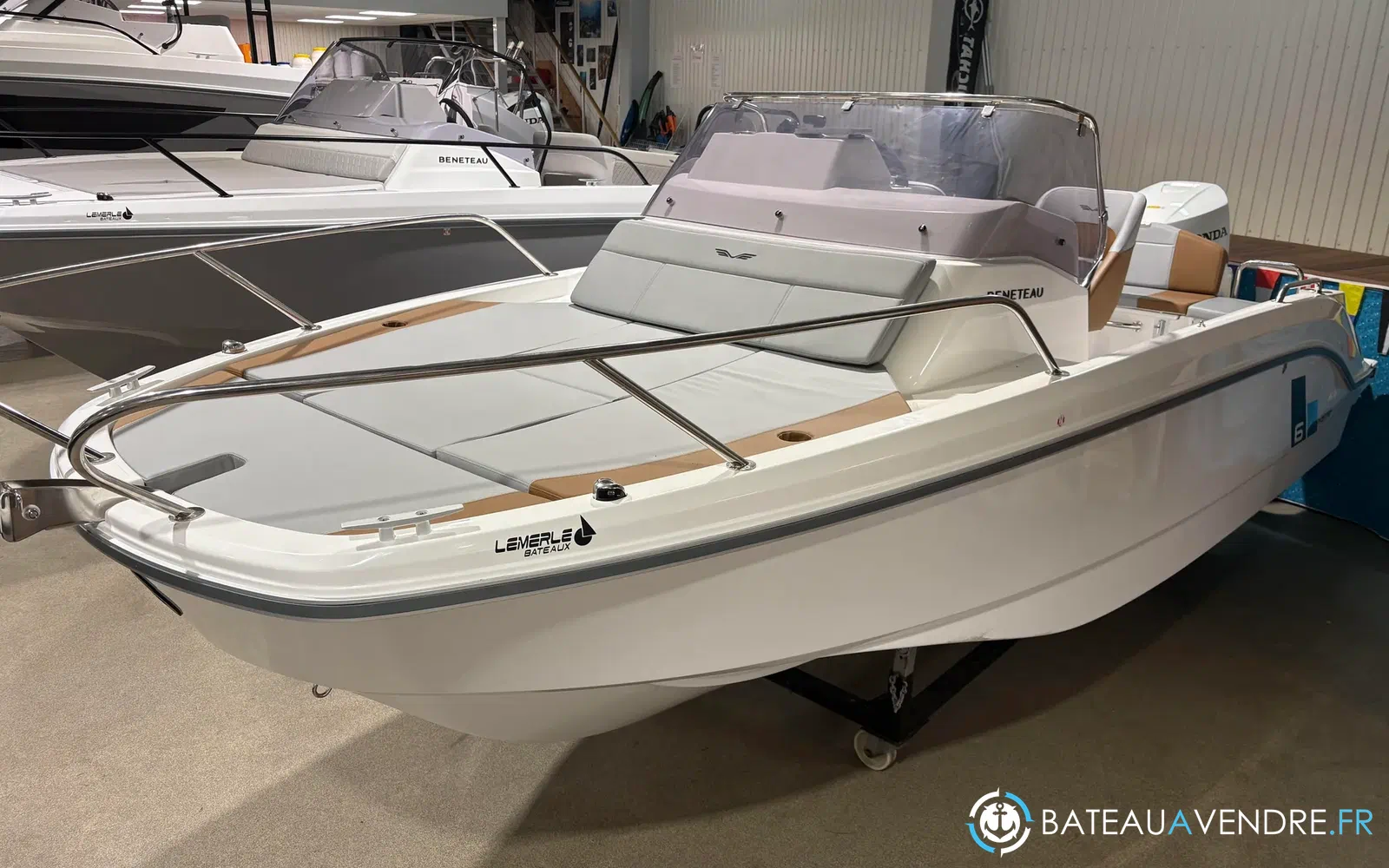 slider 3 Beneteau Flyer 6 SUNdeck