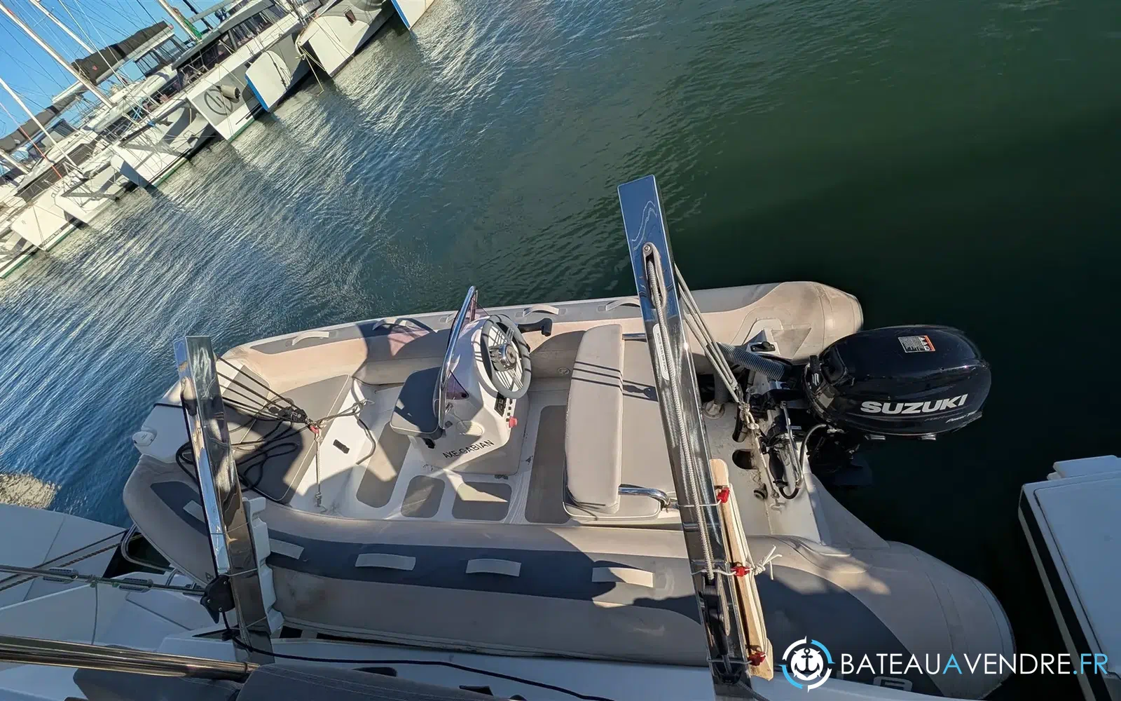 slider 20 Fountaine Pajot Astrea 42