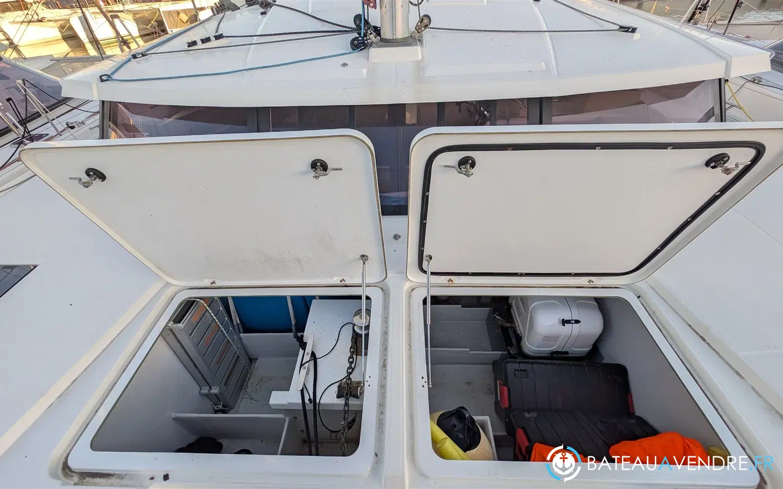 slider 21 Fountaine Pajot Astrea 42