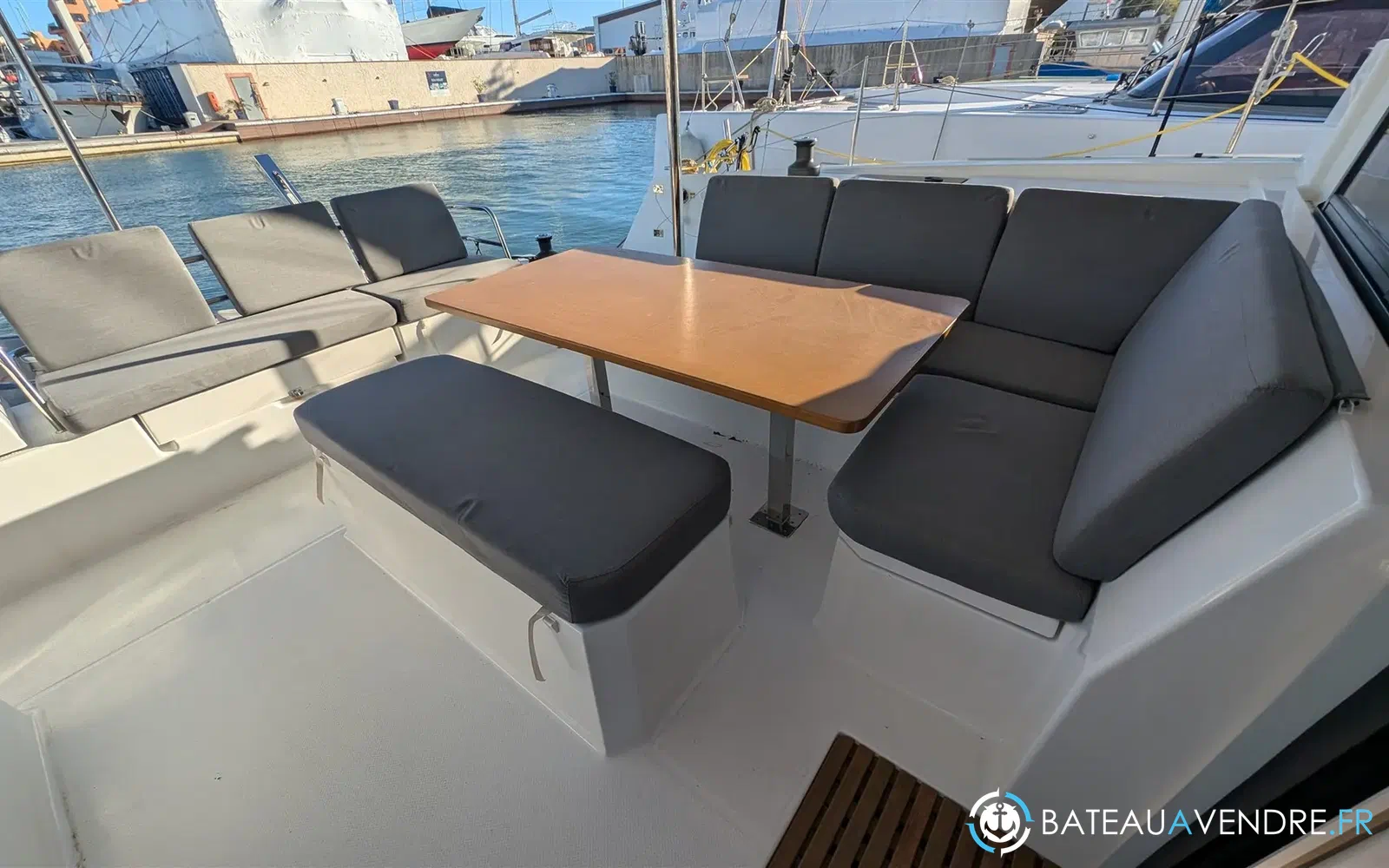slider 7 Fountaine Pajot Astrea 42