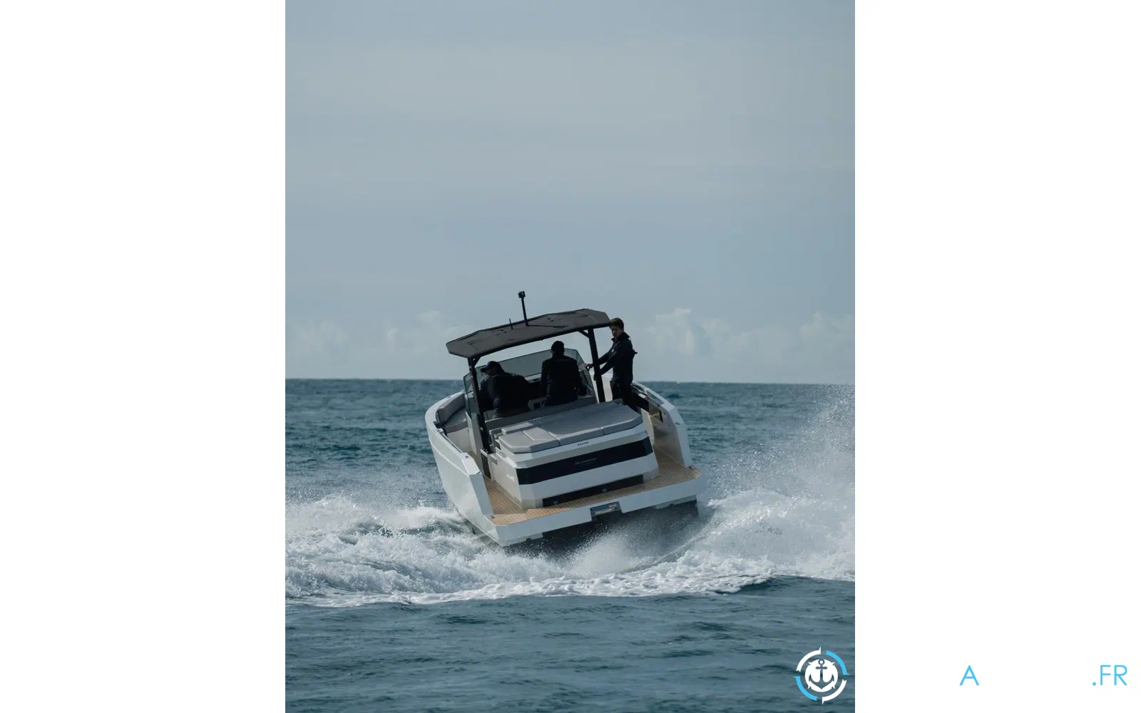 slider 15 De Antonio Yachts D29
