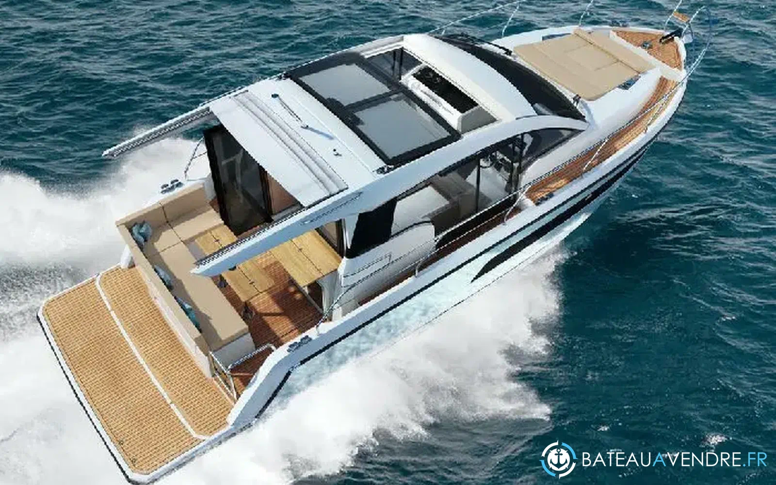 slider 5 Sealine C335