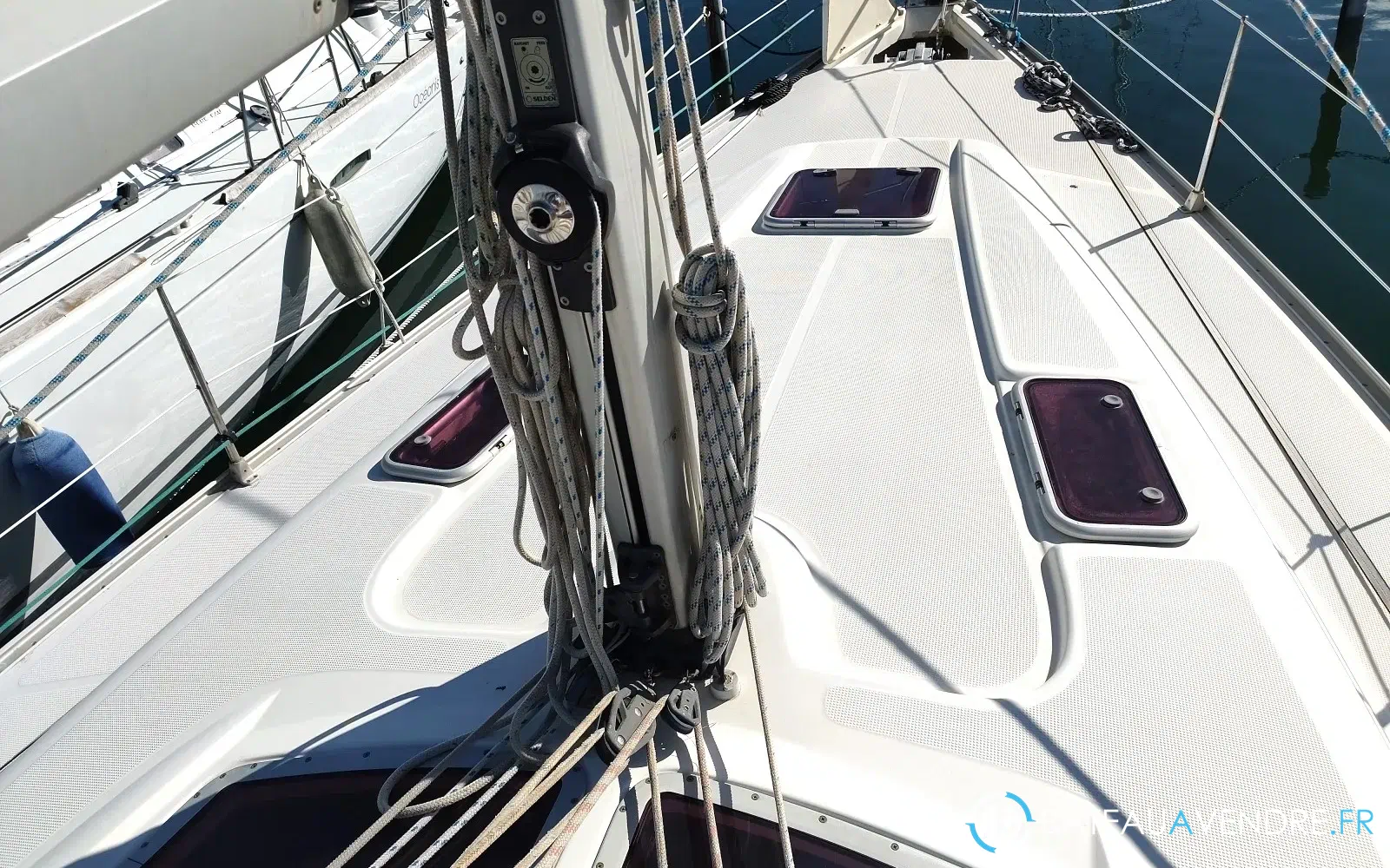 slider 17 Bavaria 42 cruiser