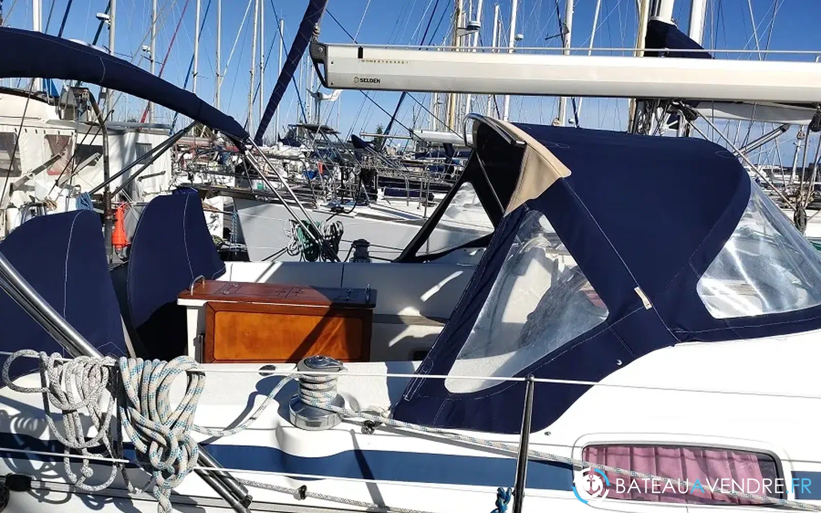 slider 2 Bavaria 42 cruiser