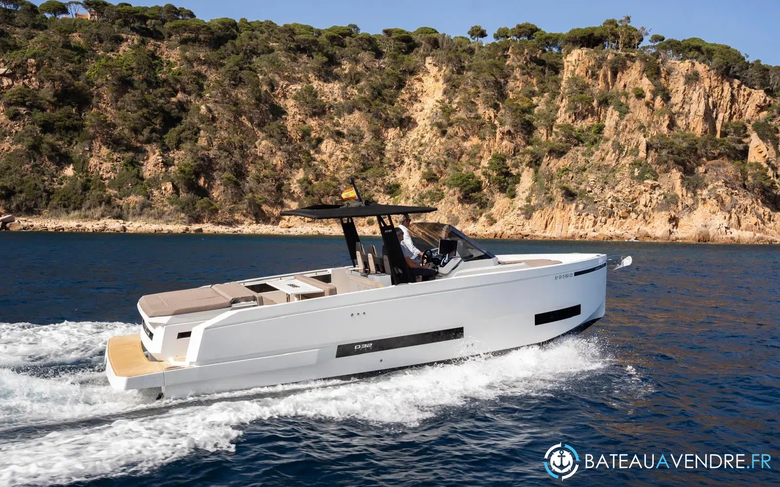 slider 3 De Antonio Yachts D32 Open