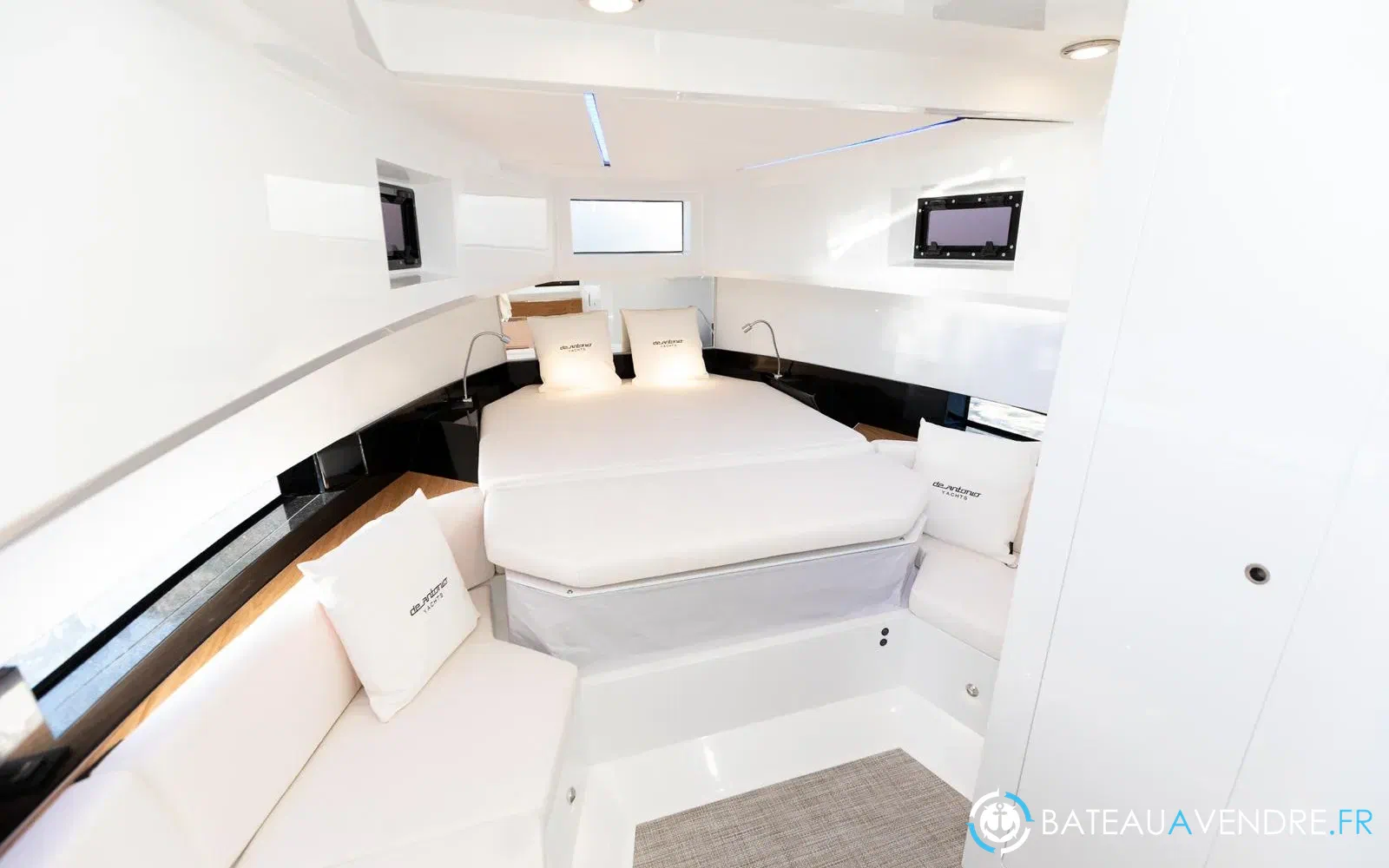 slider 18 De Antonio Yachts D36 Open