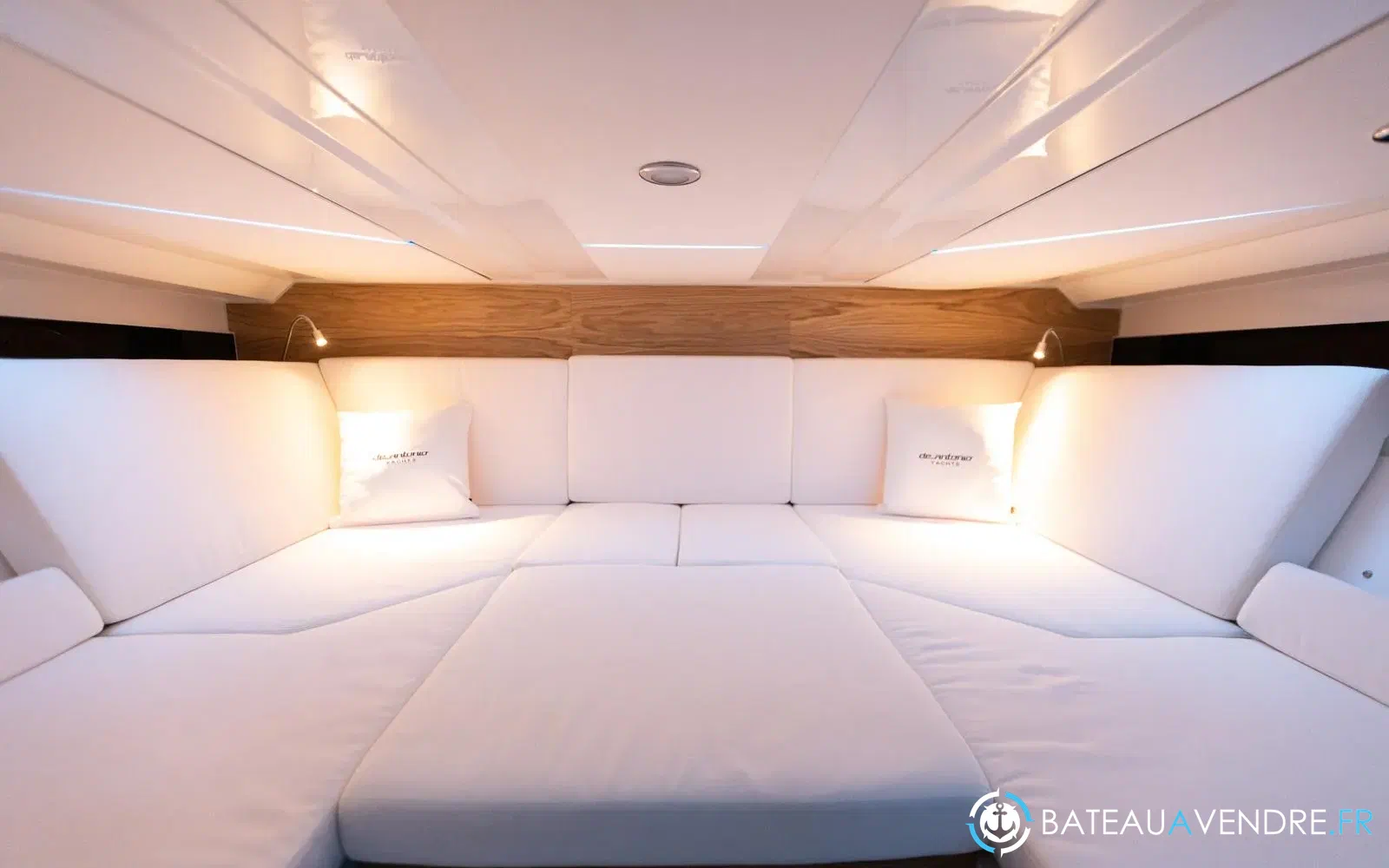 slider 16 De Antonio Yachts D36 Open