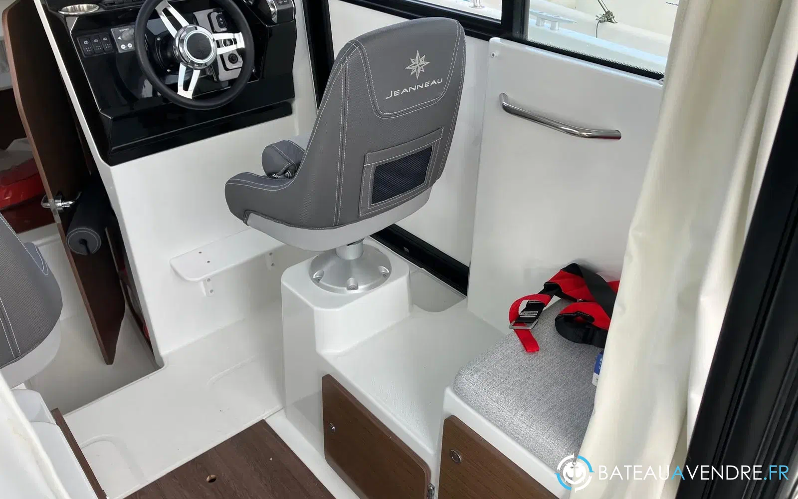 slider 9 Jeanneau Merry Fisher 795 Sport Serie 2