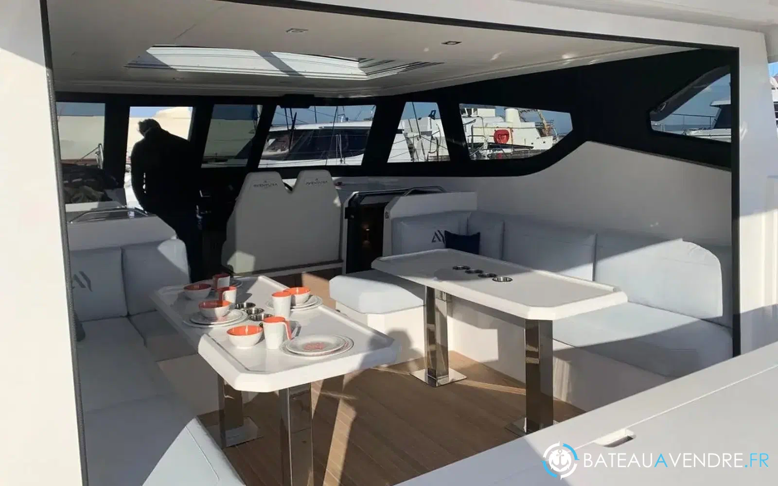 slider 12 Aventura Yacht 38 SC