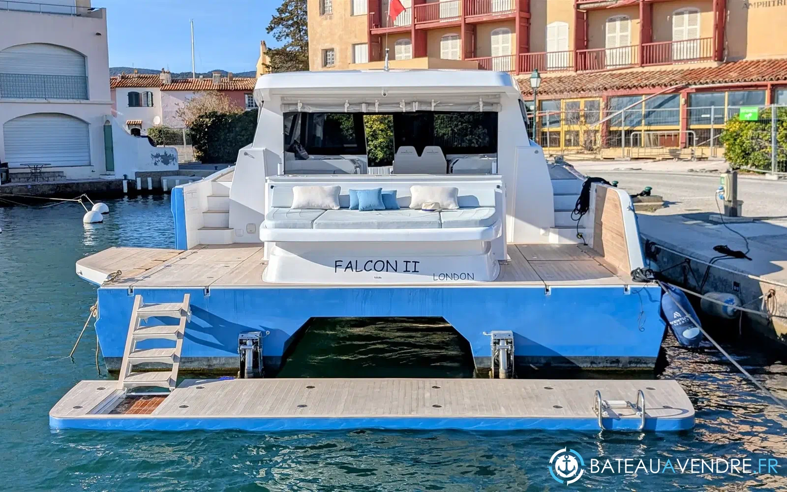 slider 8 Aventura Yacht 38 SC
