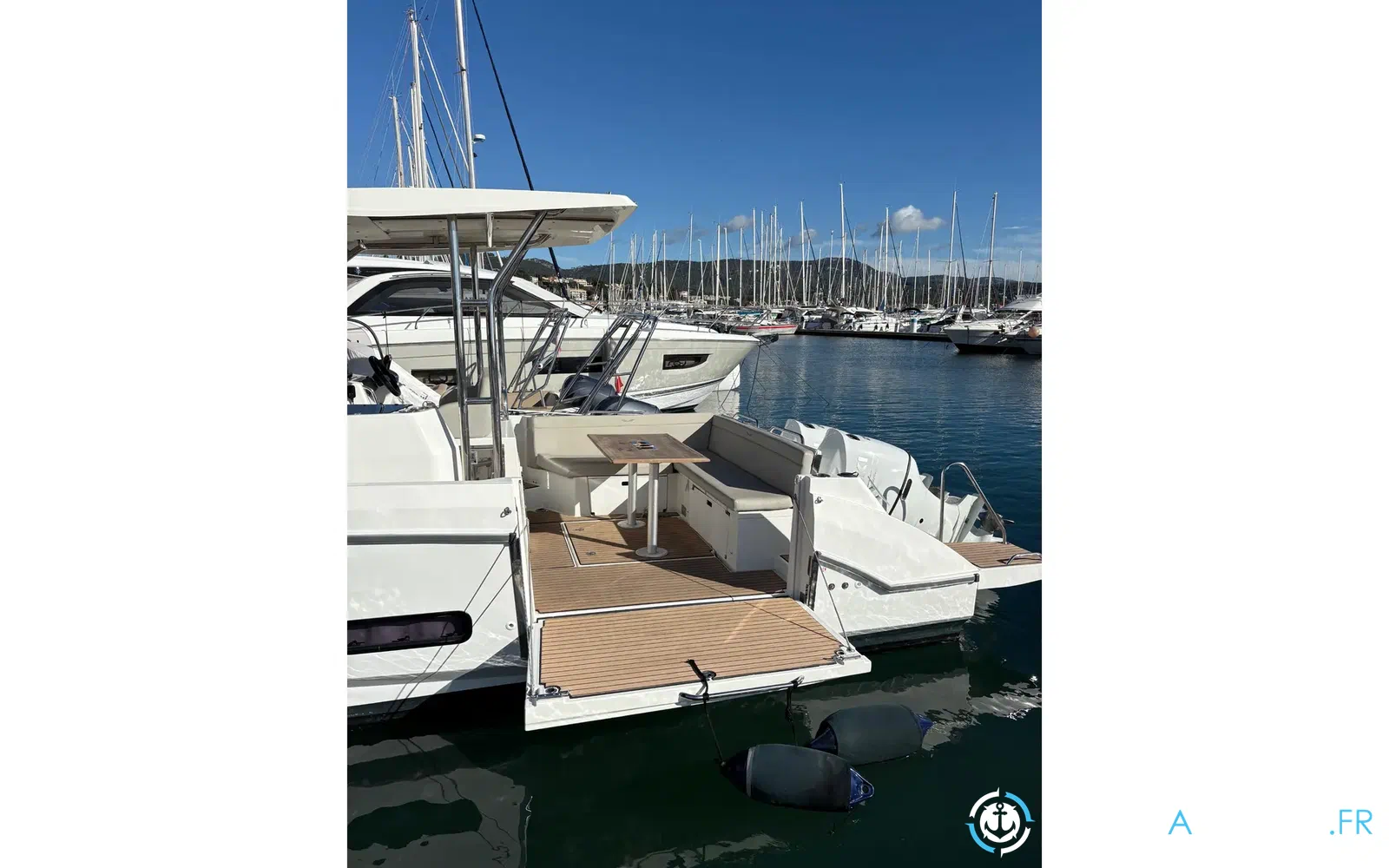 slider 8 Beneteau Flyer 9 Sundeck