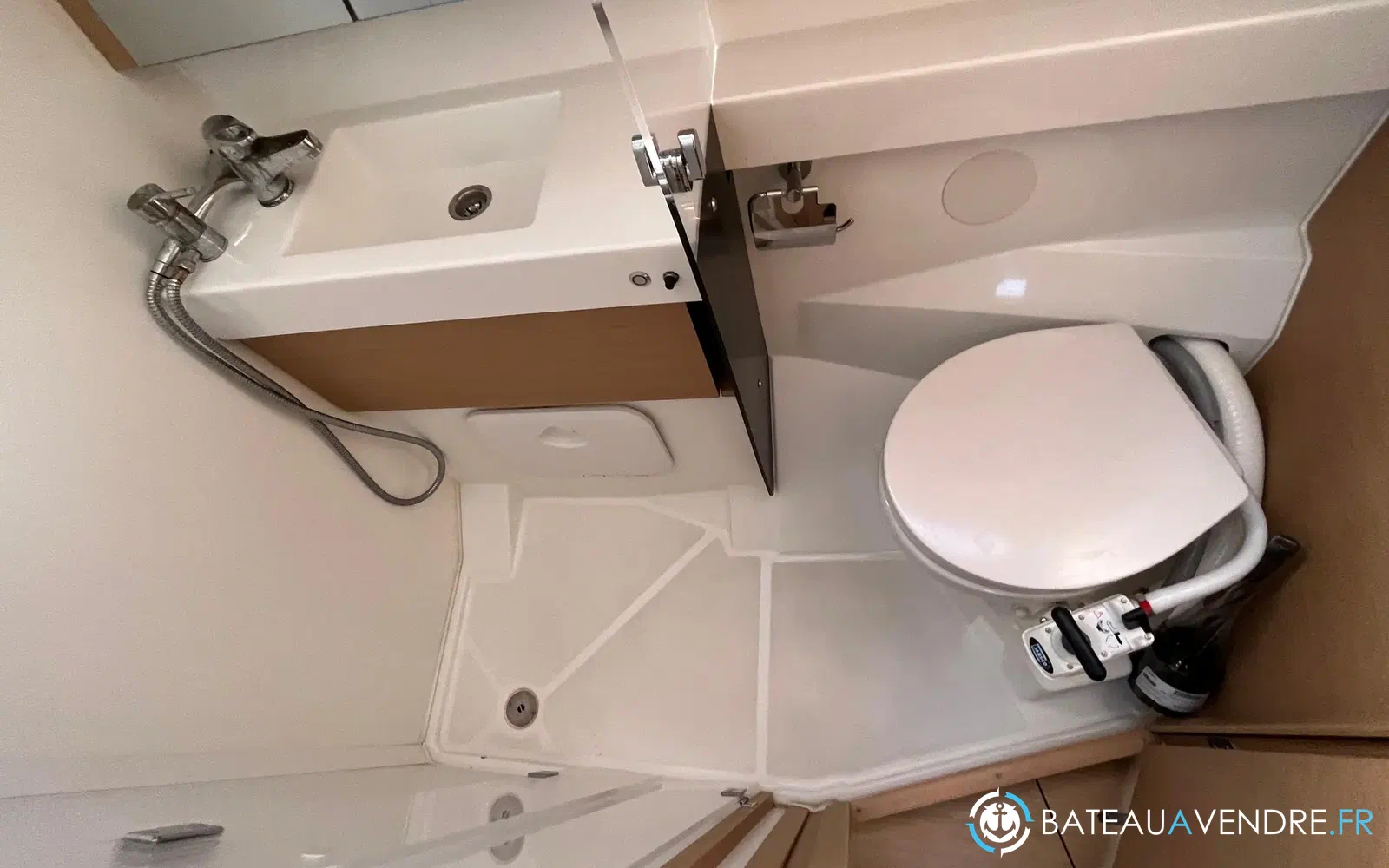 slider 6 Jeanneau Sun Odyssey 410