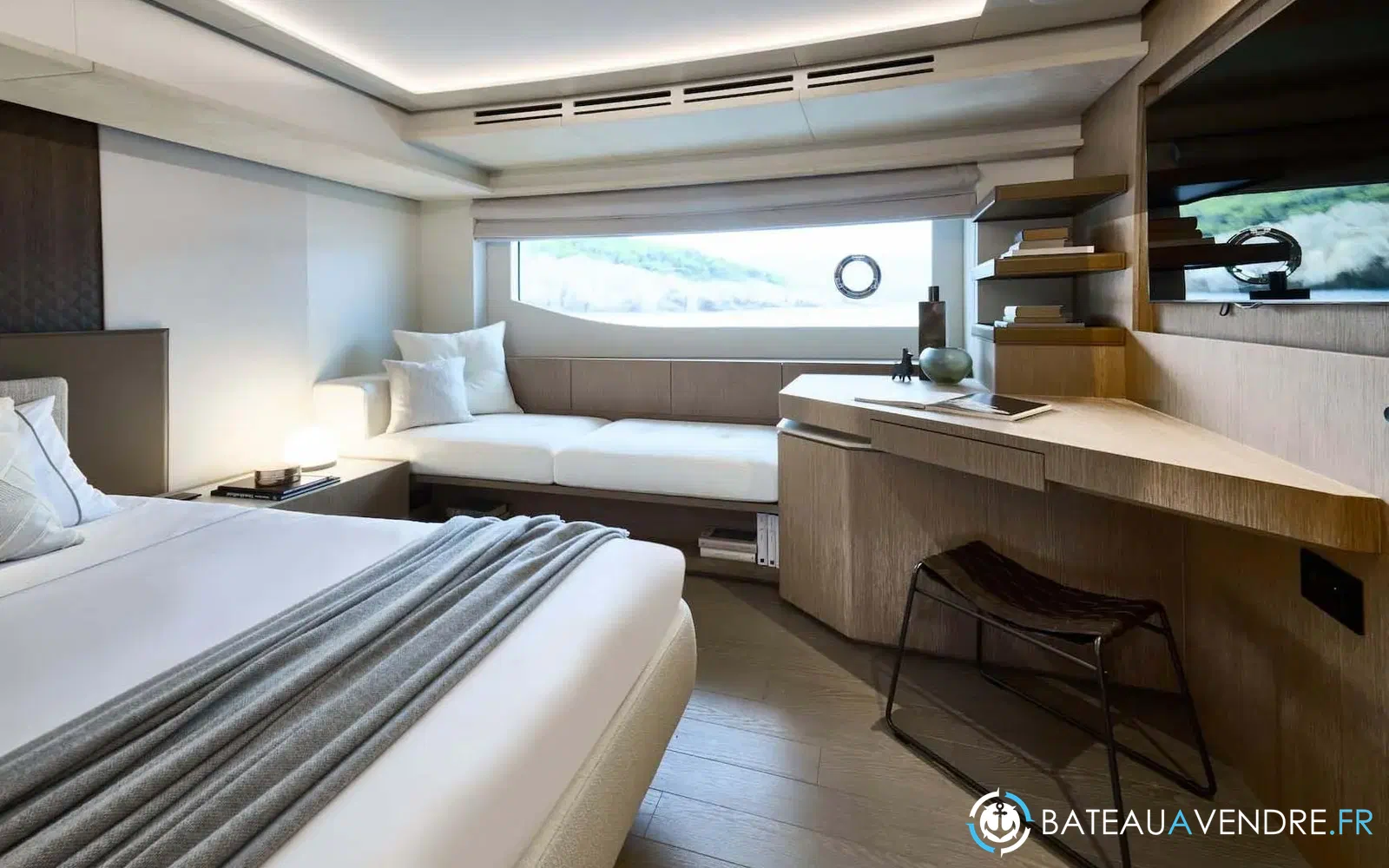slider 9 Prestige Yachts M7
