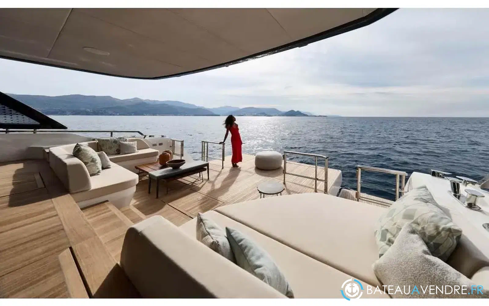 slider 4 Prestige Yachts M7
