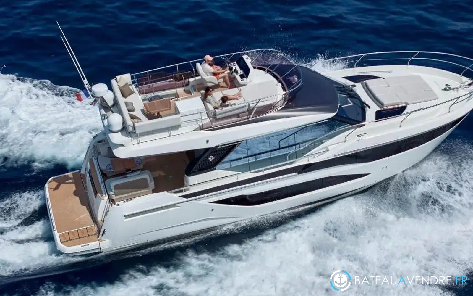 slider 9 Prestige Yachts F4.9