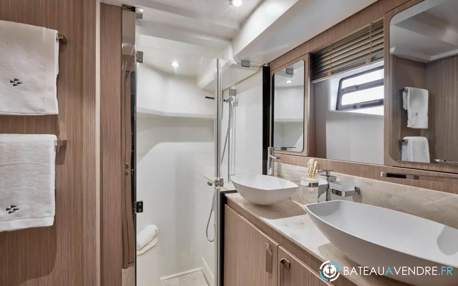 slider 12 Prestige Yachts F4.9