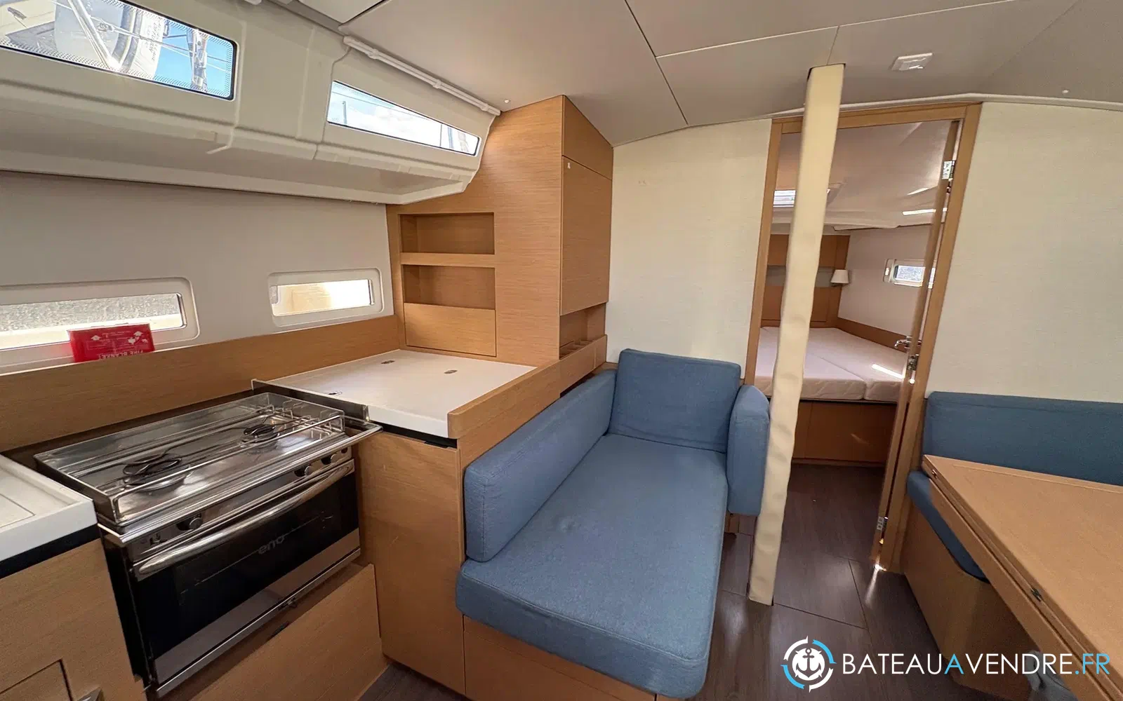 slider 10 Jeanneau Sun Odyssey 410