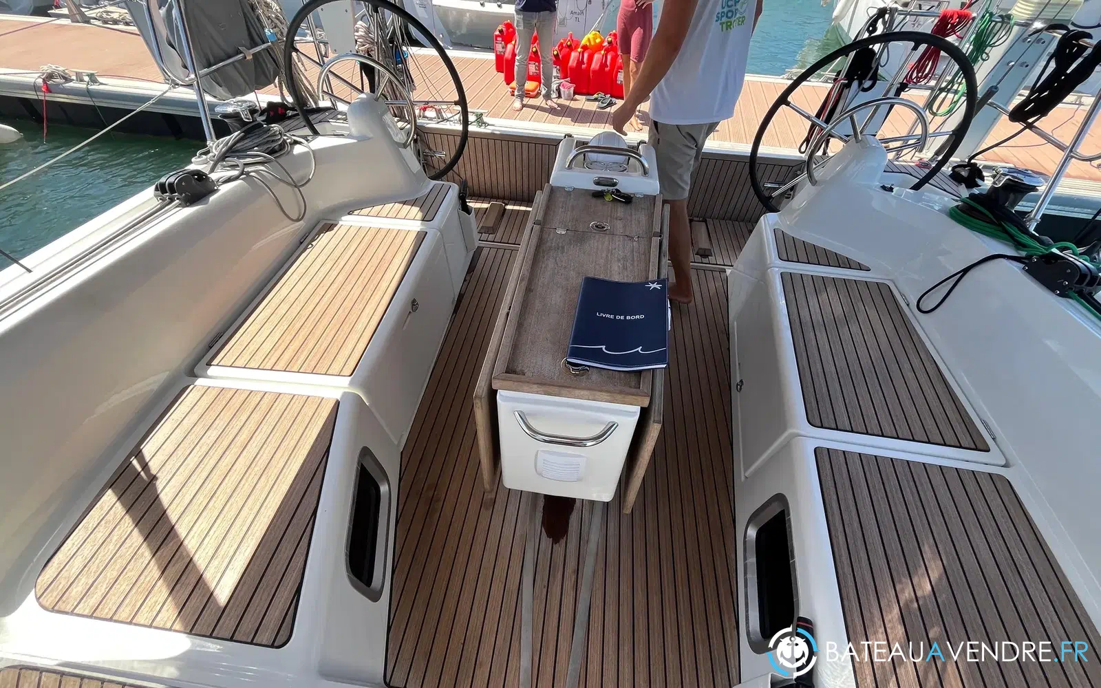 slider 1 Jeanneau Sun Odyssey 410