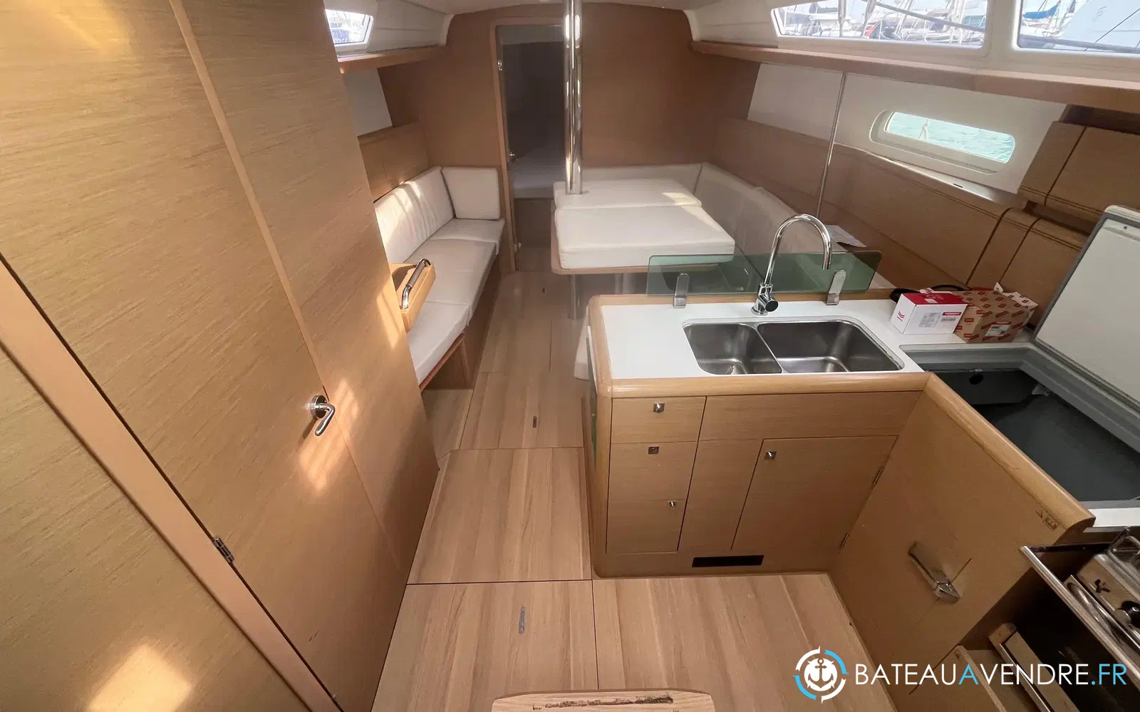 slider 5 Jeanneau Sun Odyssey 389