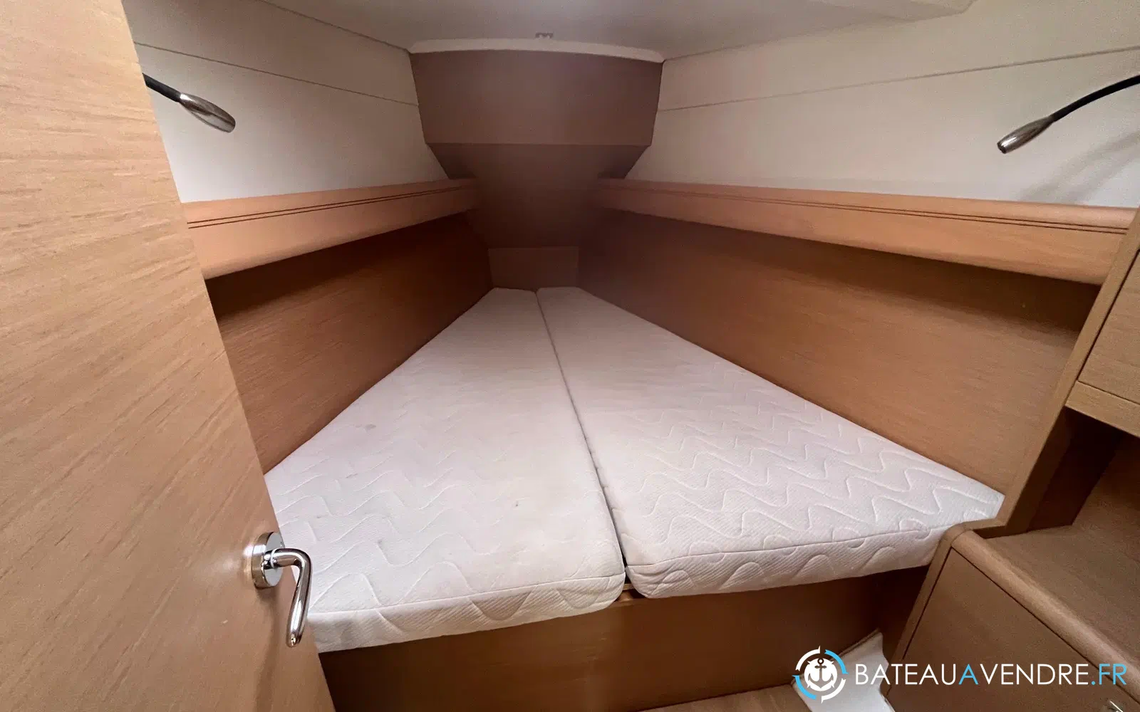 slider 6 Jeanneau Sun Odyssey 389