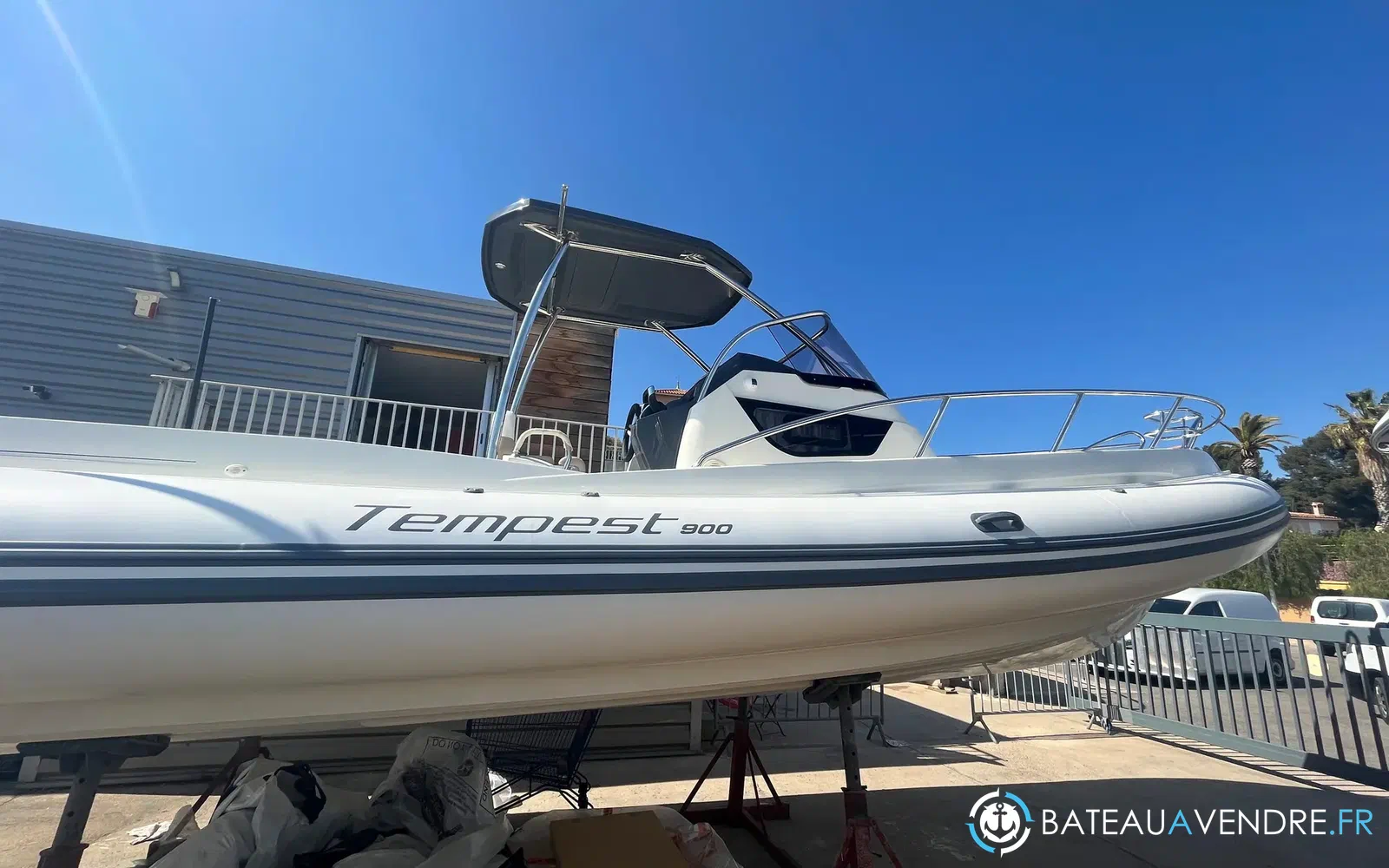 slider 10 Capelli Tempest 900 WA