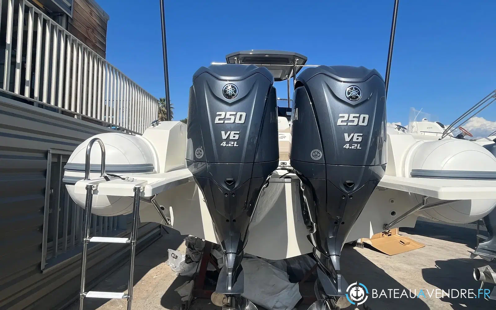 slider 13 Capelli Tempest 900 WA