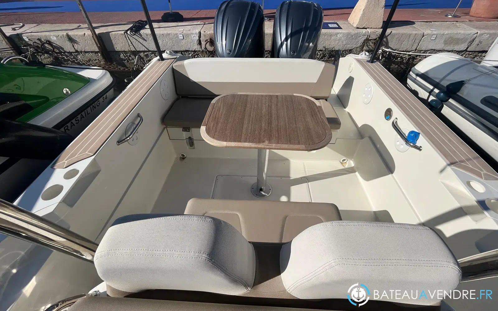slider 3 Capelli Tempest 900 WA