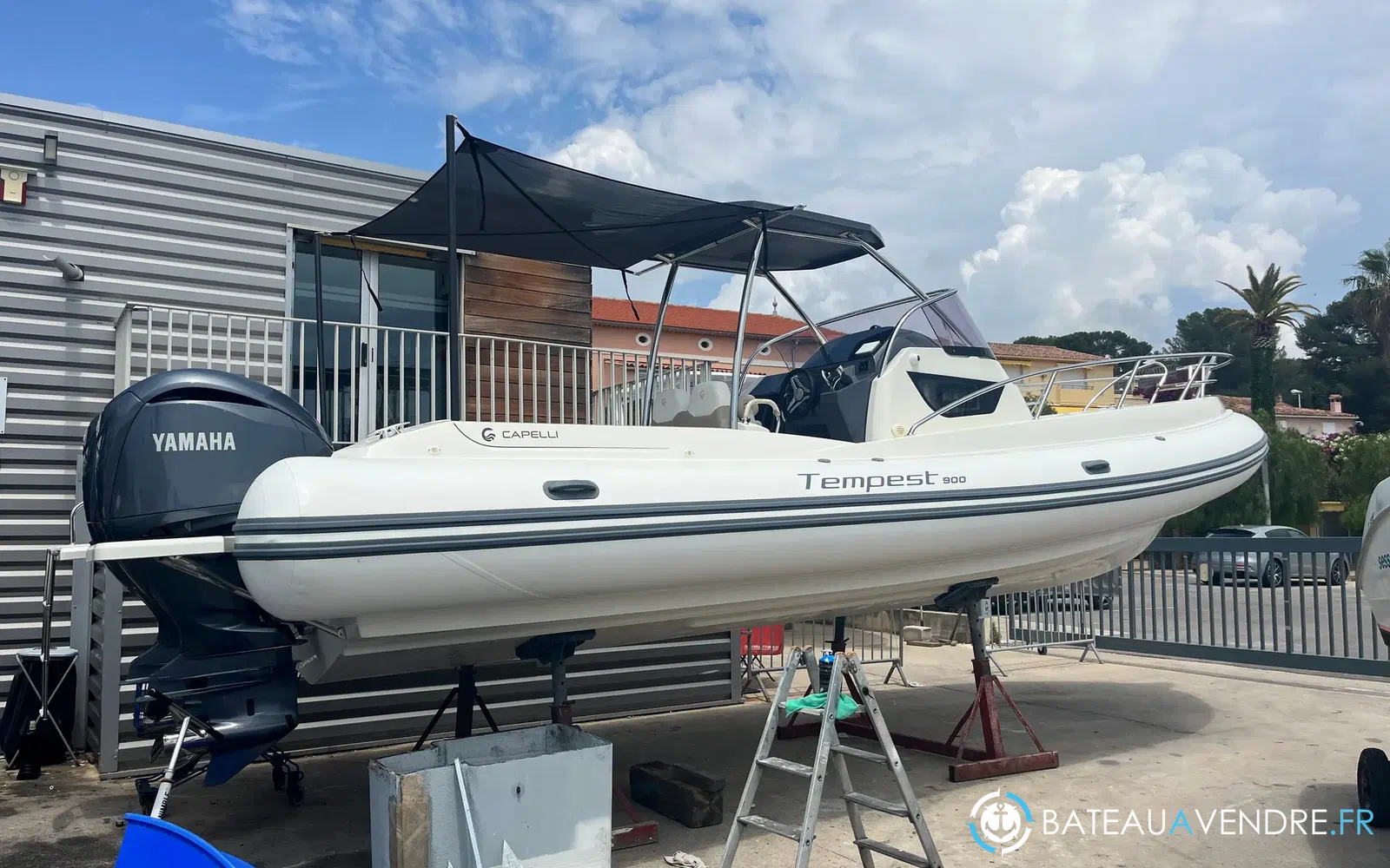 slider 8 Capelli Tempest 900 WA