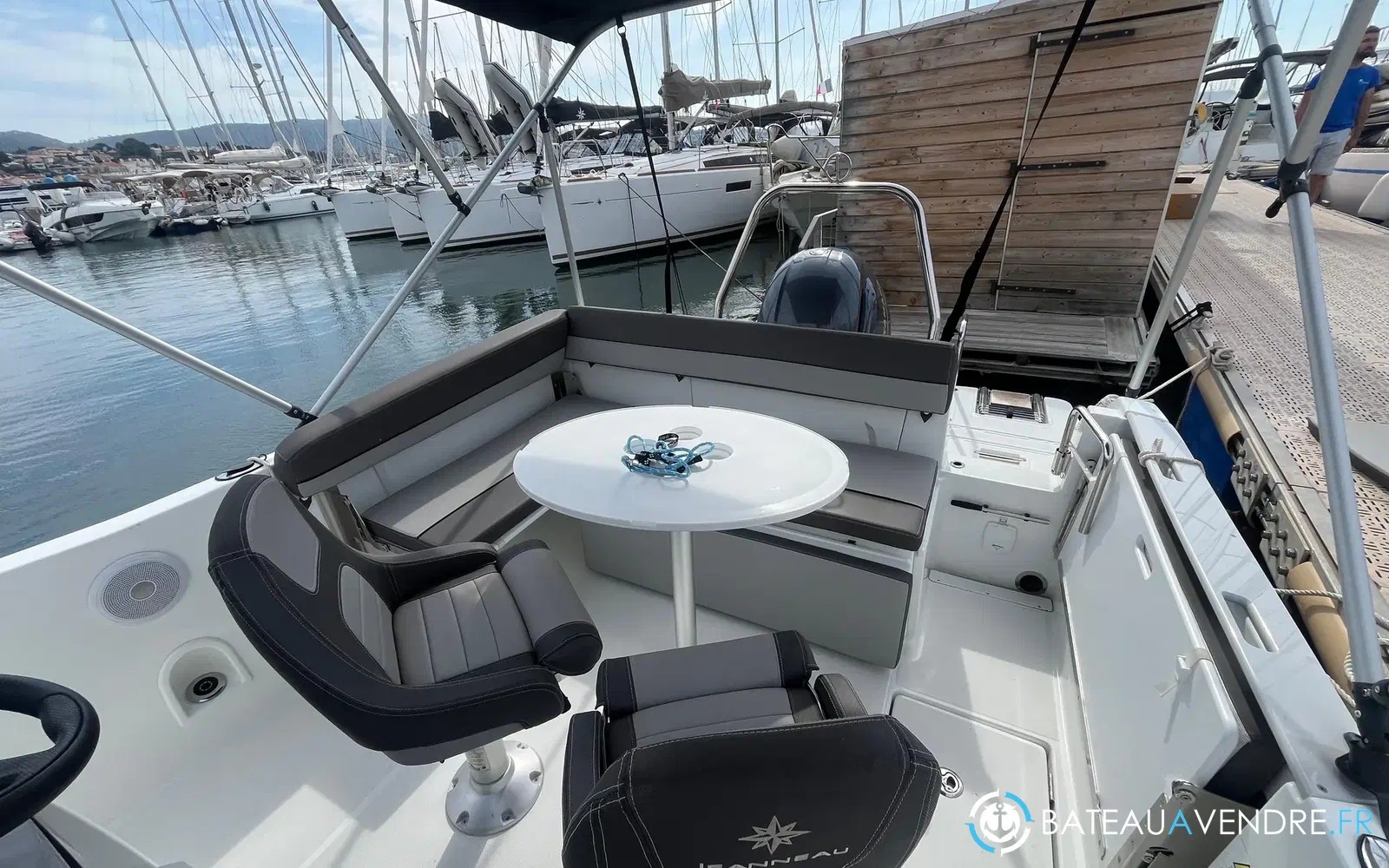slider 2 Jeanneau Cap Camarat 6.5 CC Serie 3