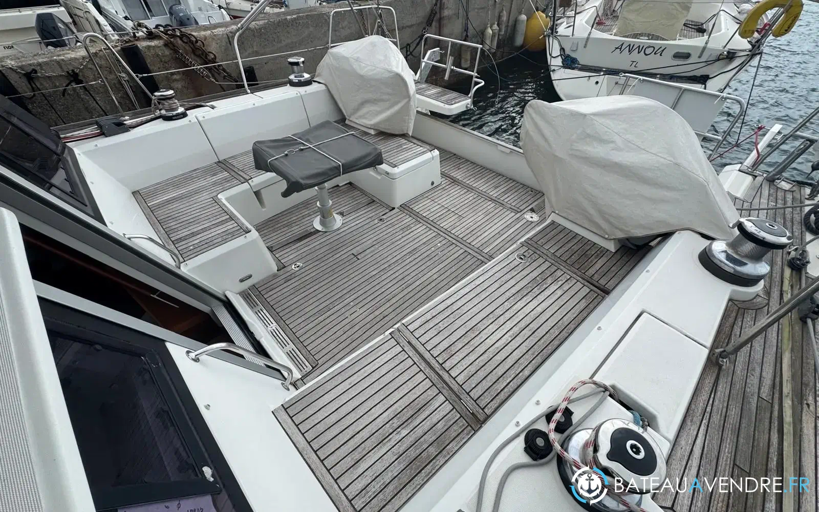 slider 16 Beneteau Sense 50