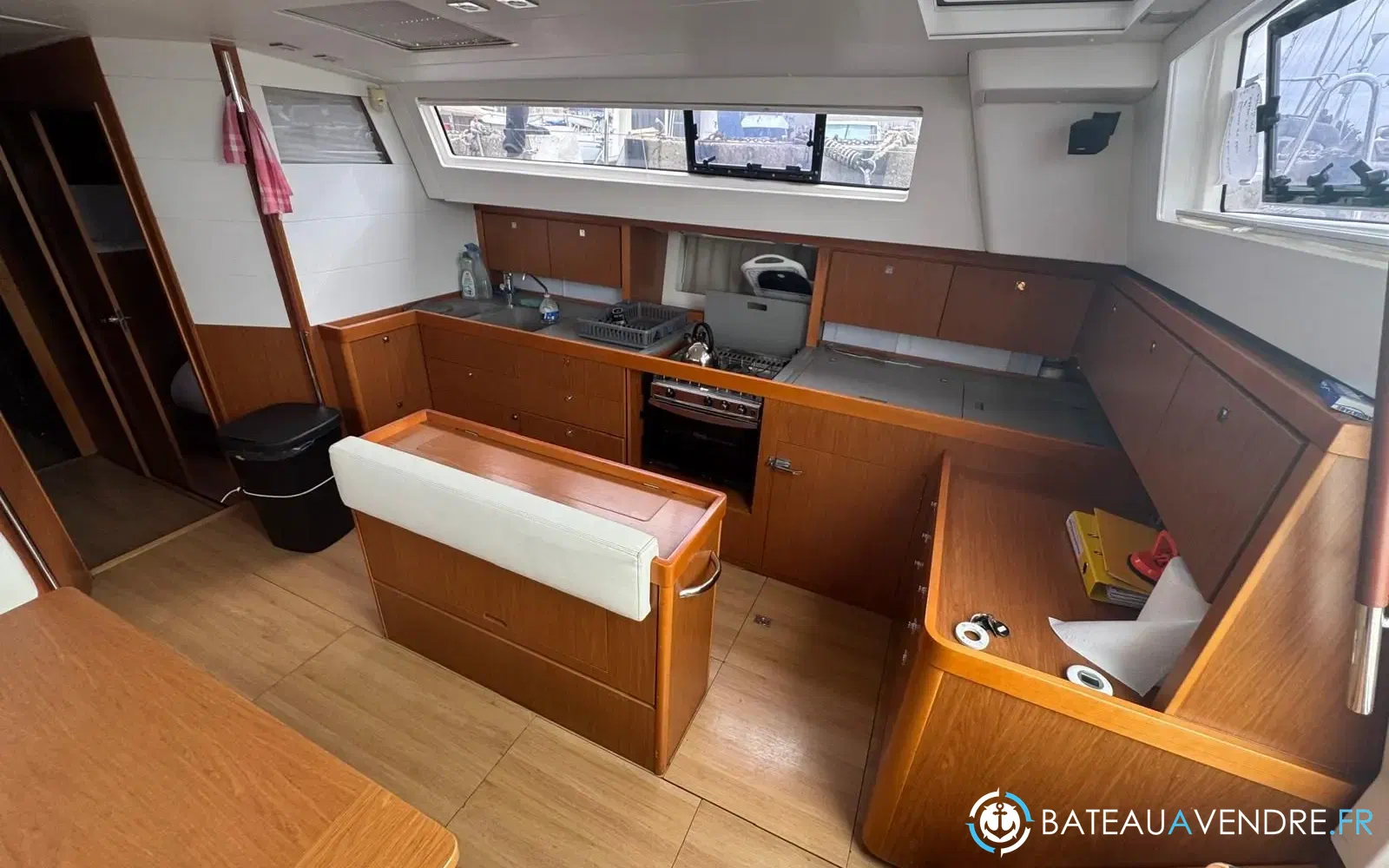 slider 26 Beneteau Sense 50