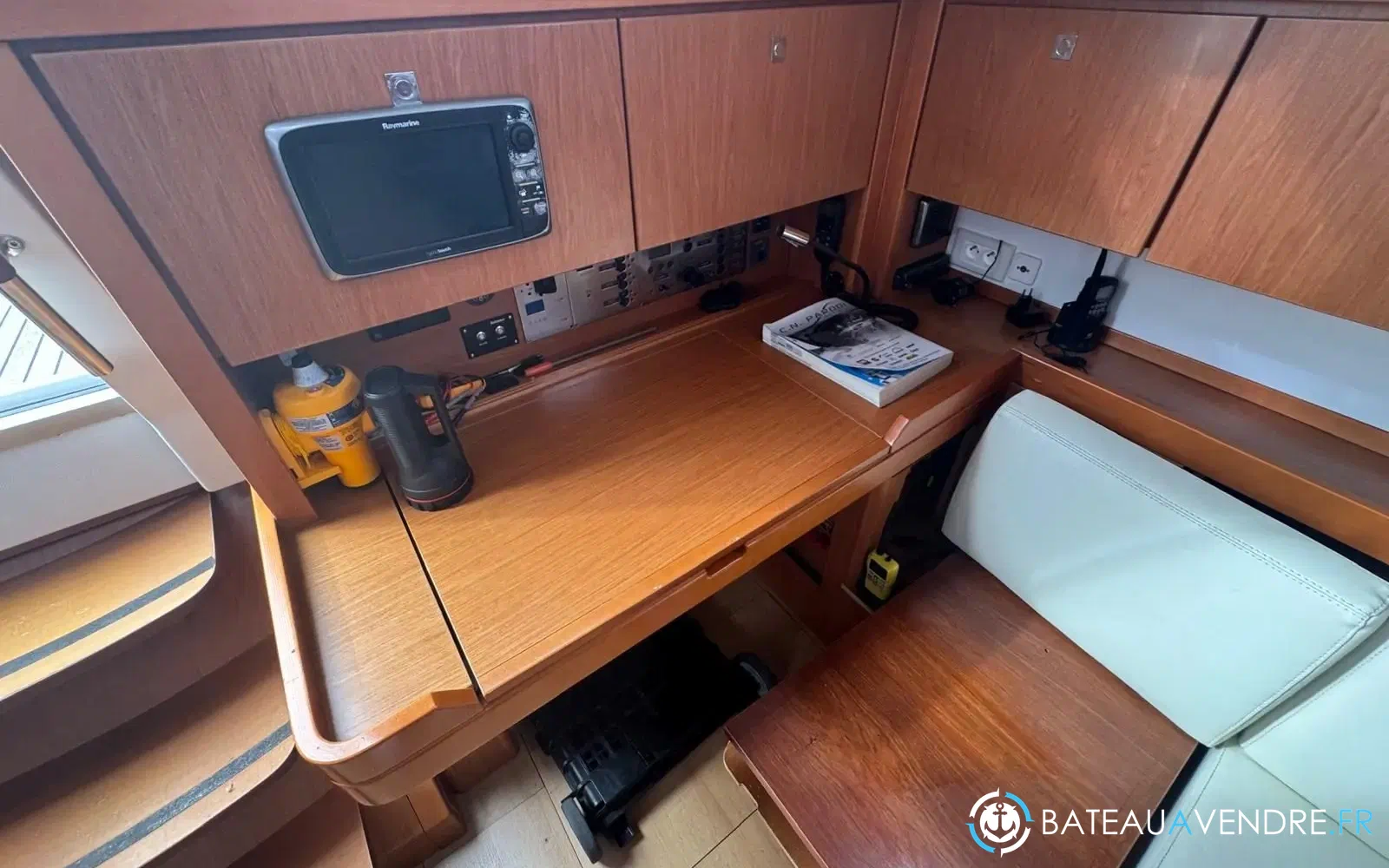 slider 30 Beneteau Sense 50