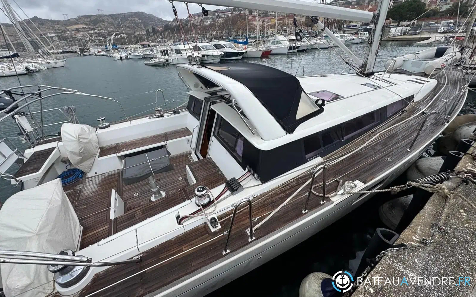slider 4 Beneteau Sense 50