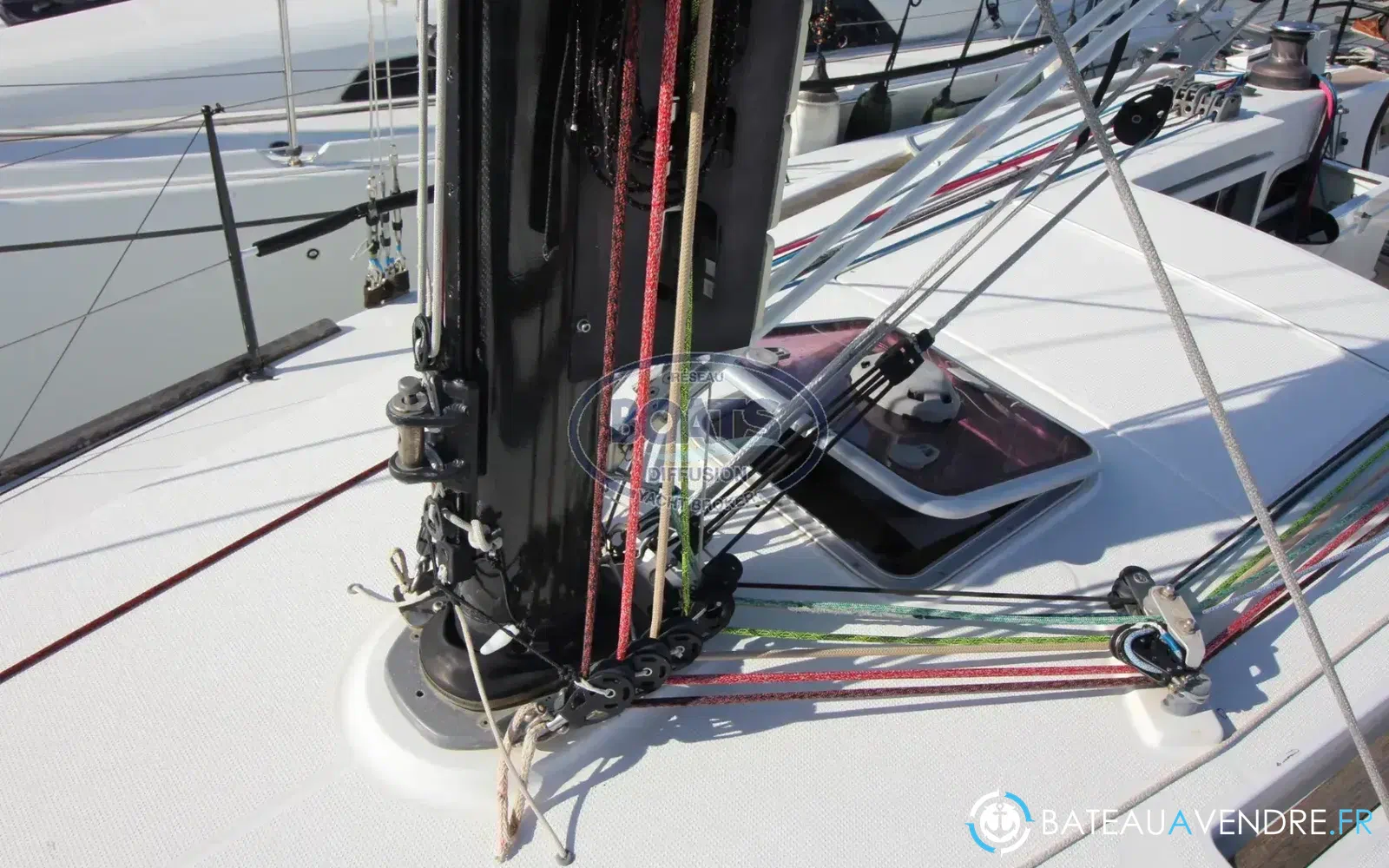 slider 11 Beneteau First 35