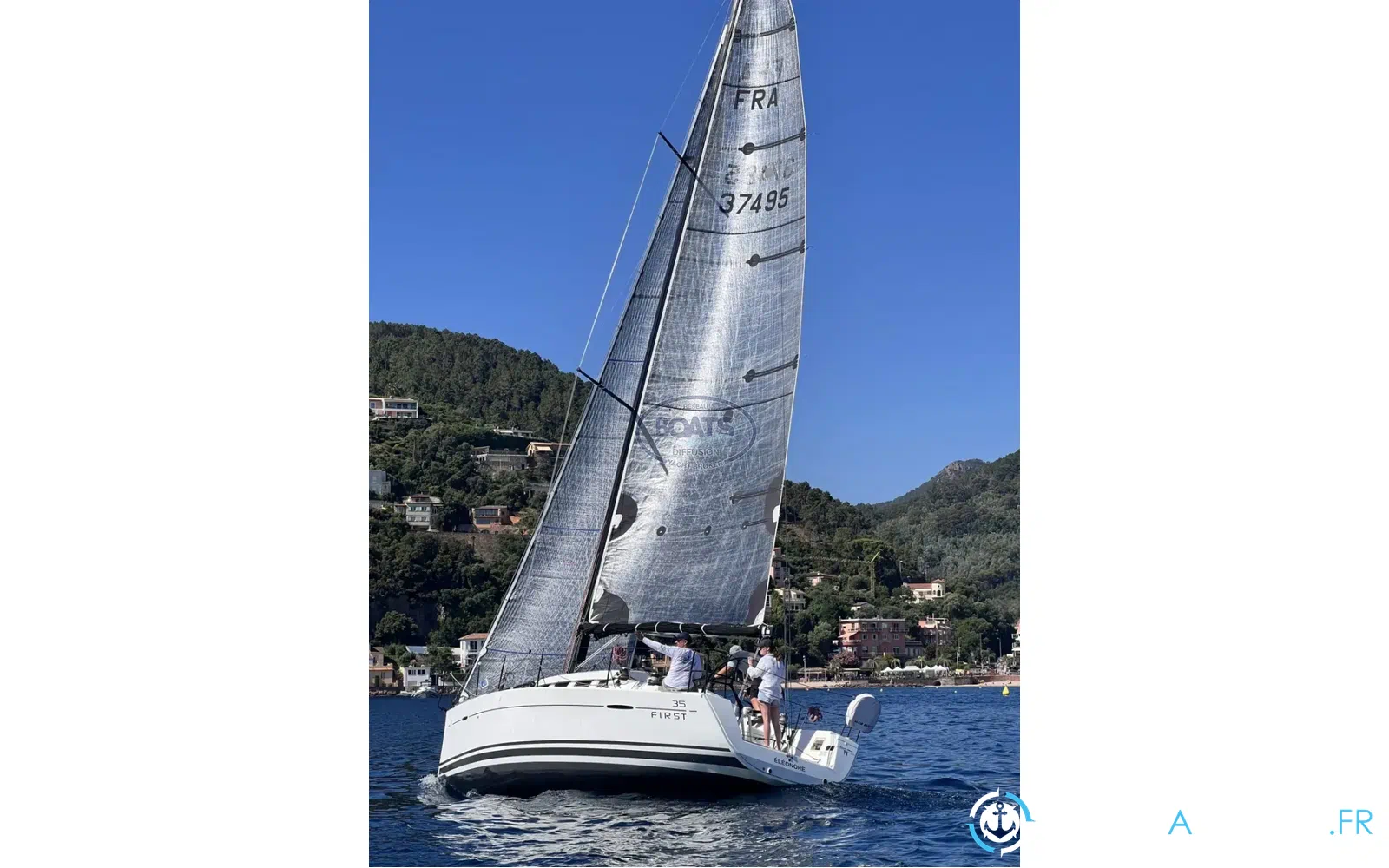 slider 1 Beneteau First 35