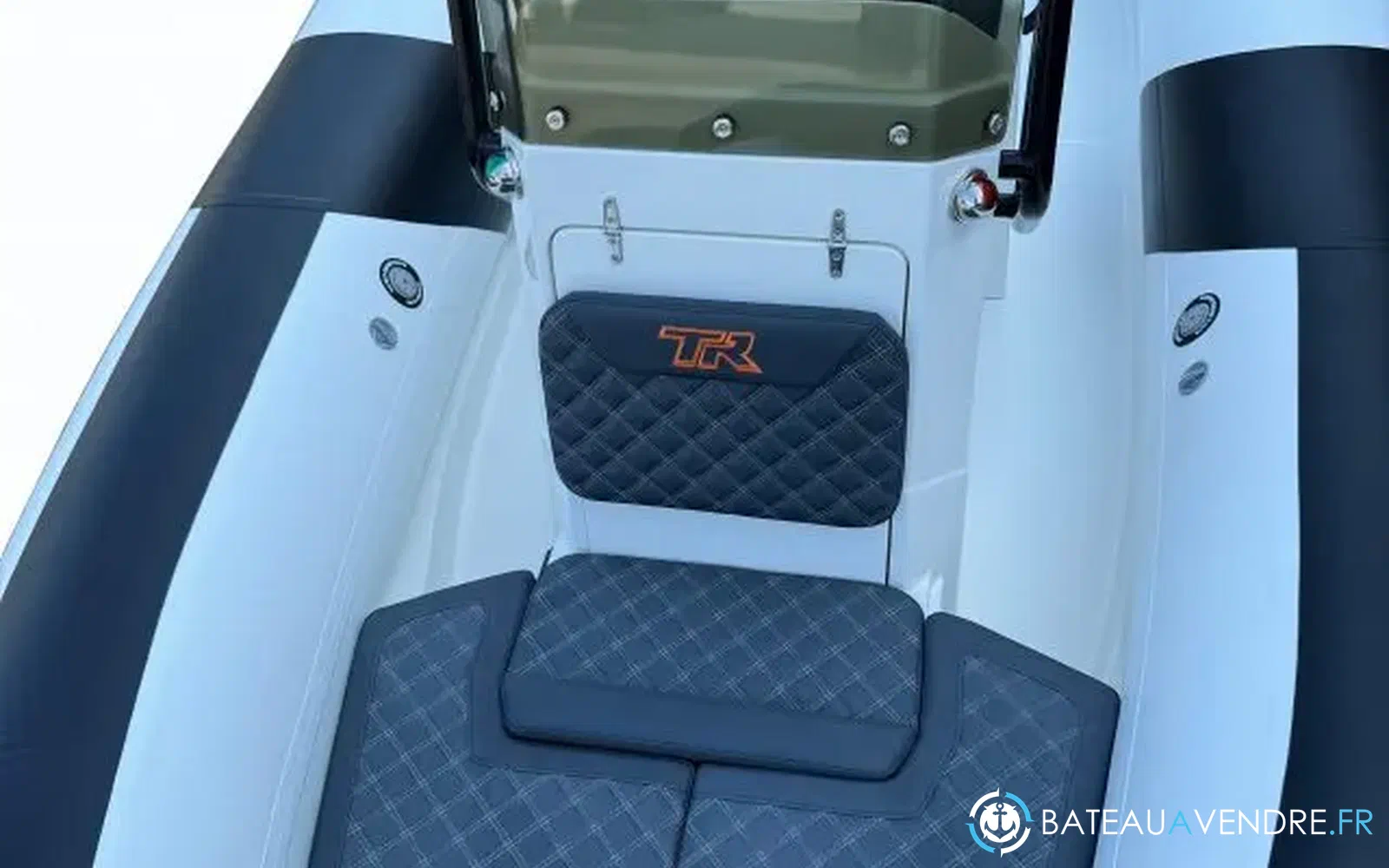 slider 2 3D Tender TR6