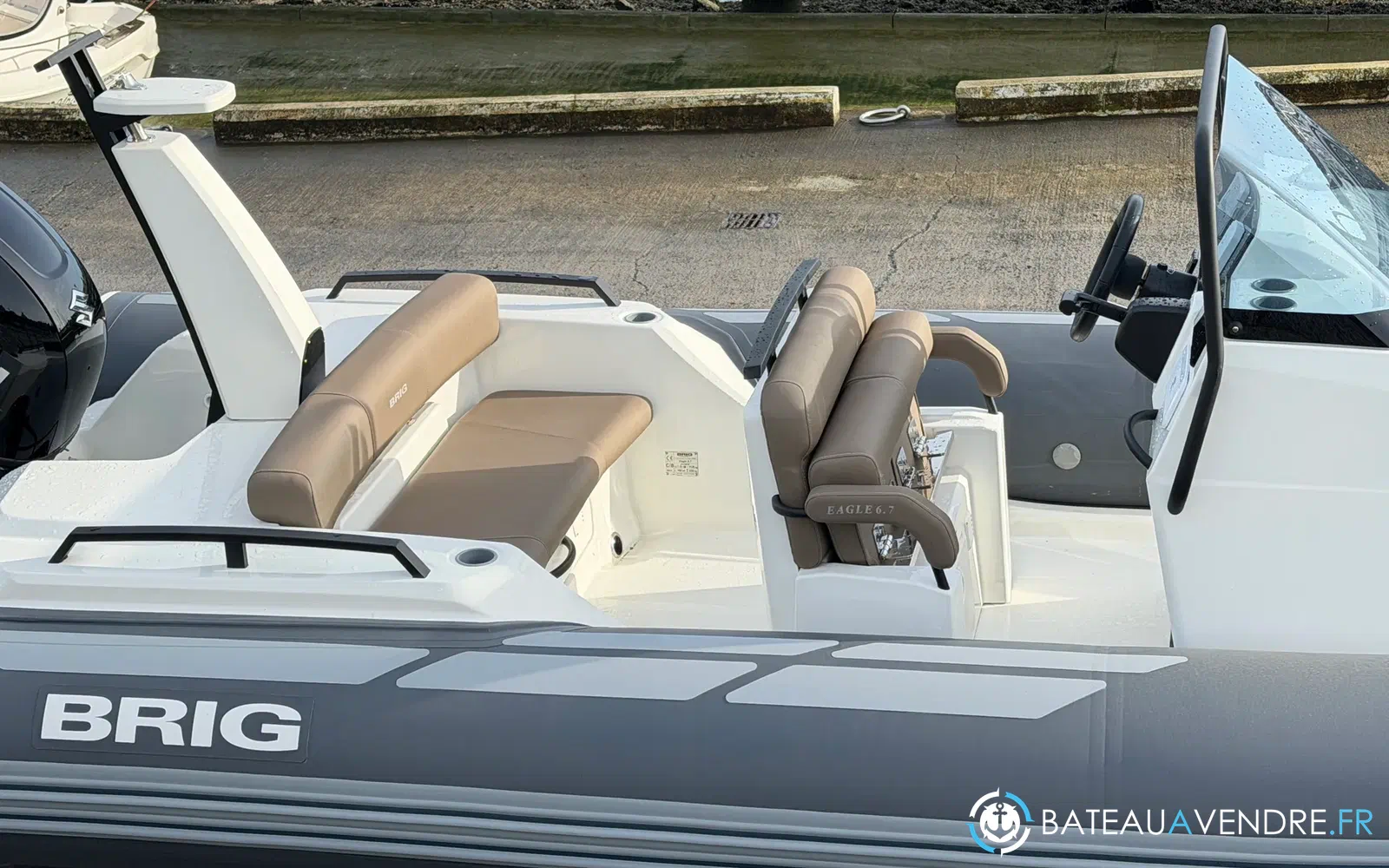 slider 1 Brig Eagle 6.7