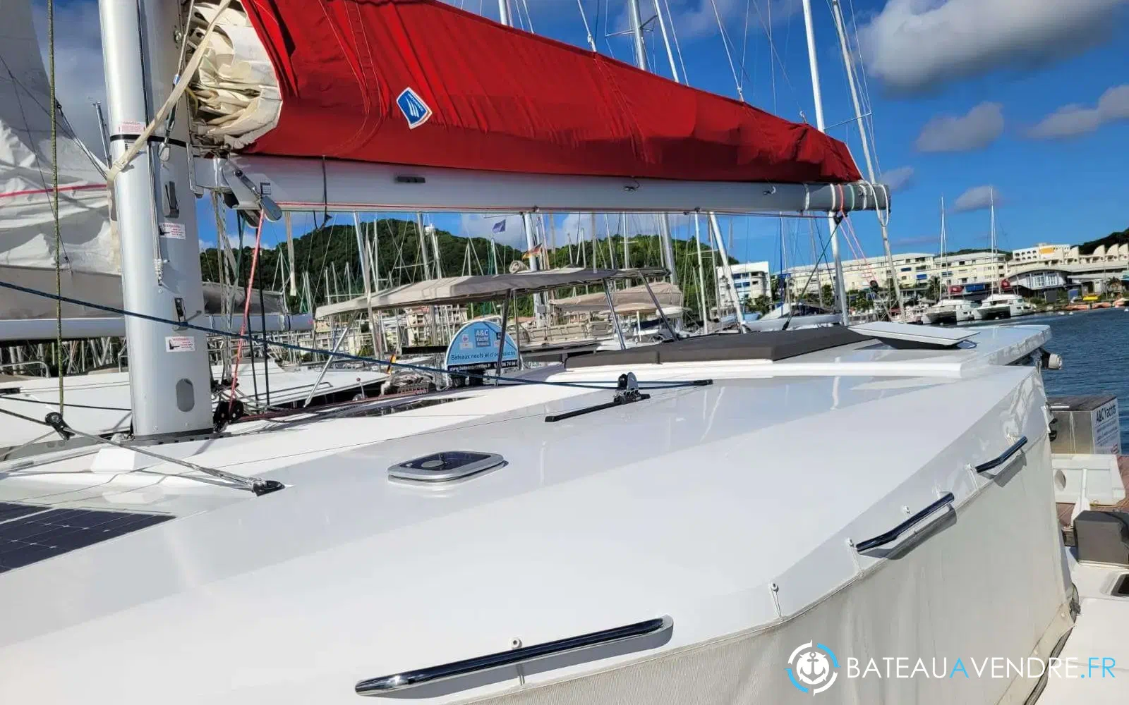 slider 7 Neel Trimarans Neel 47