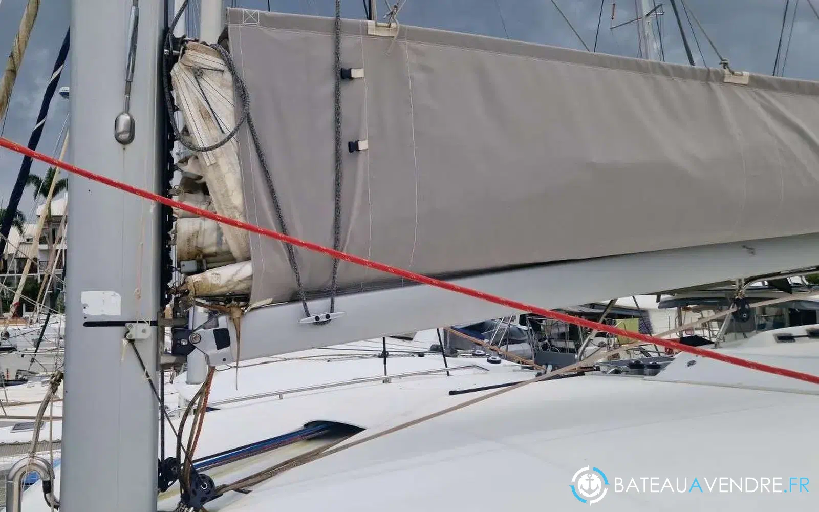 slider 13 Lagoon 421