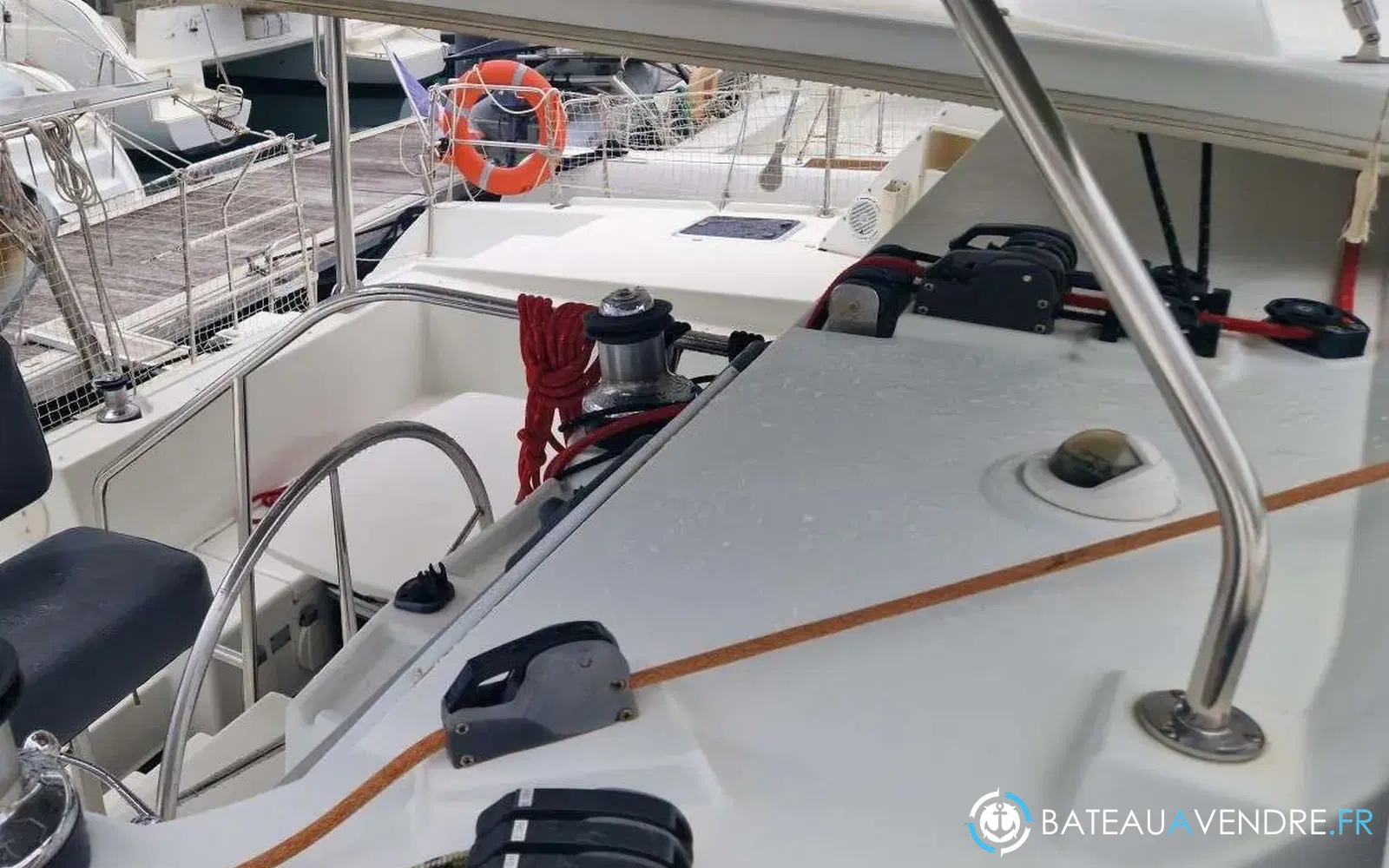 slider 4 Lagoon 421
