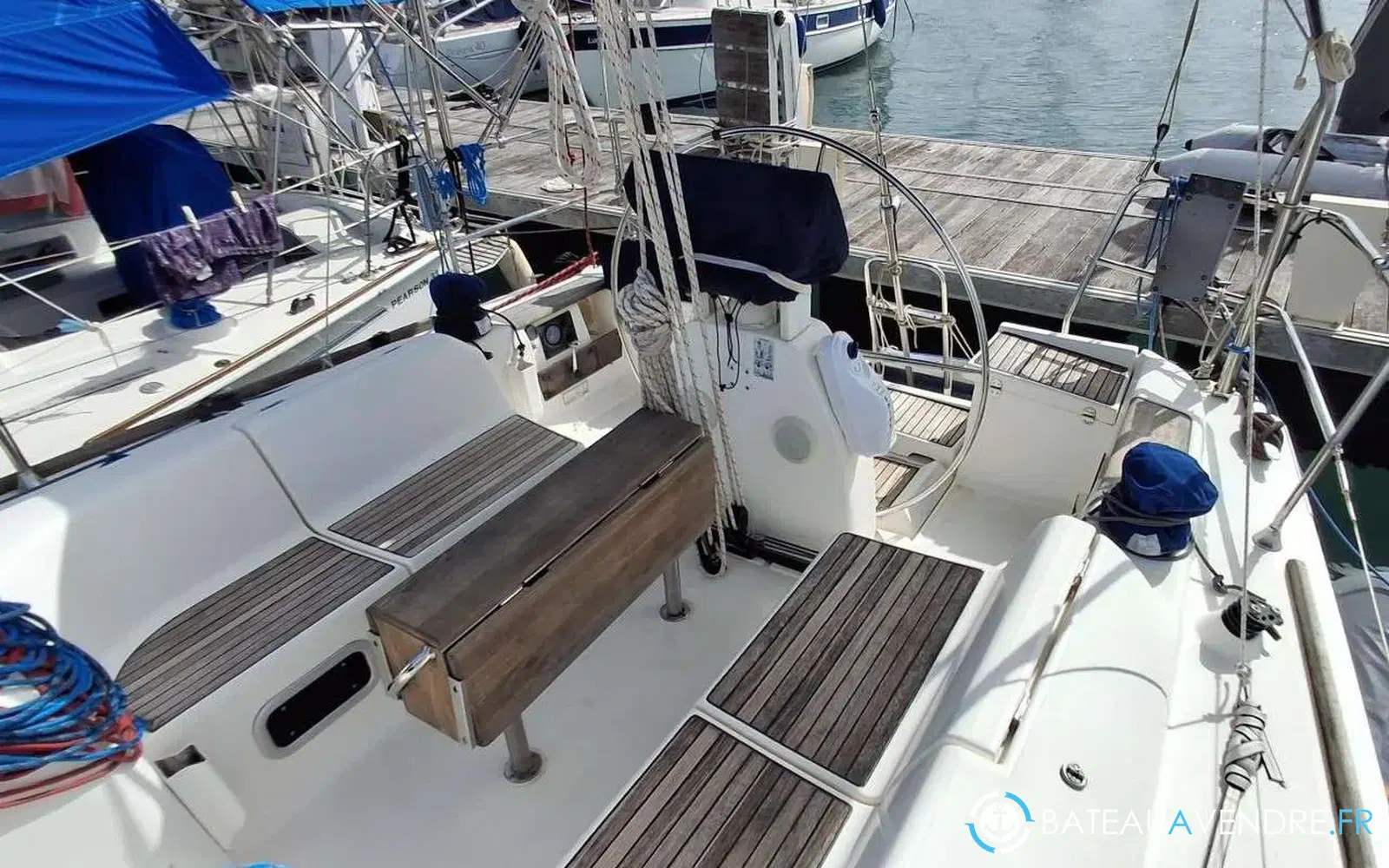 slider 10 Dufour 40 PERFORMANCE